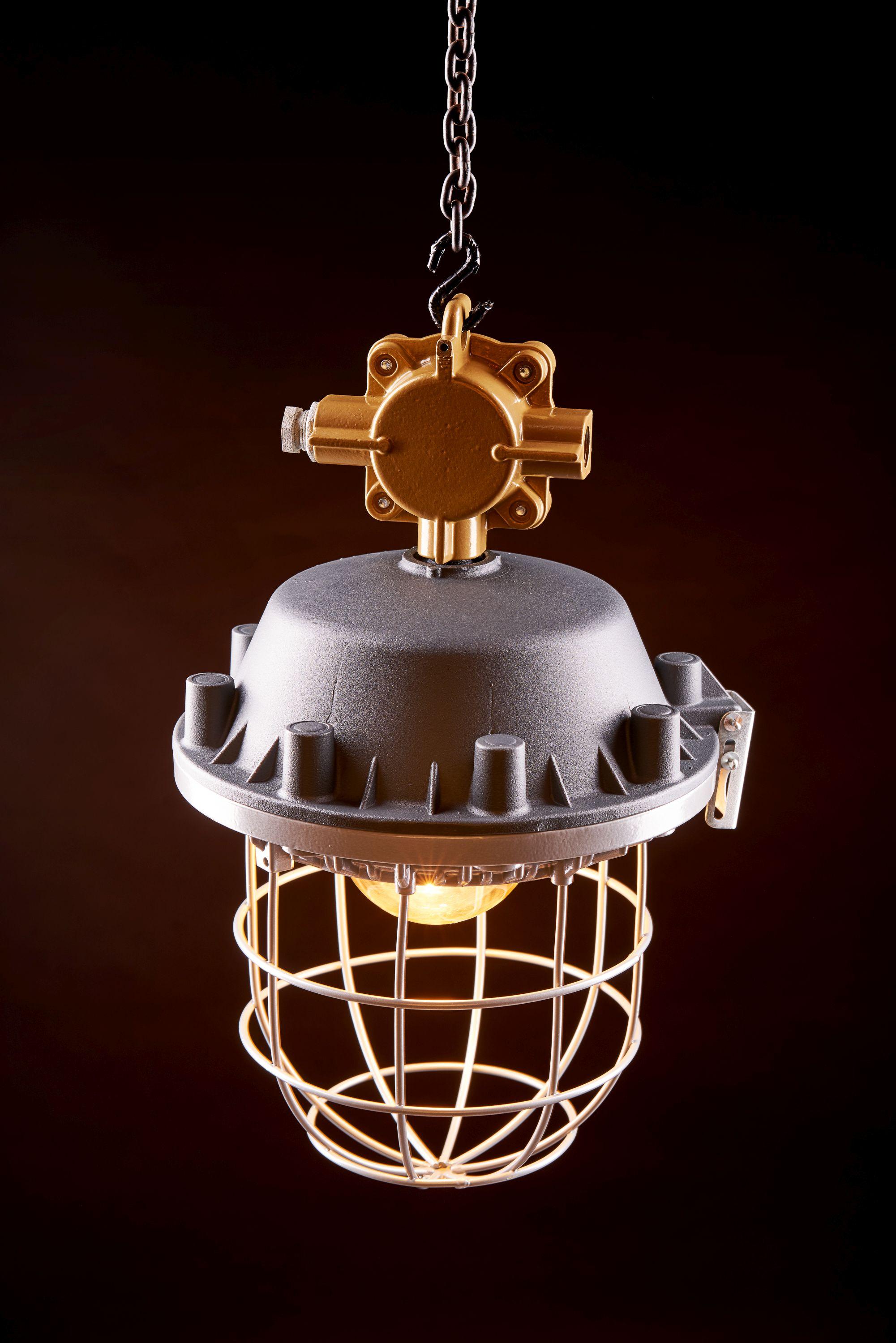 Polish 1970s OMP-200 Explosion-Proof Industrial Lamp For Sale