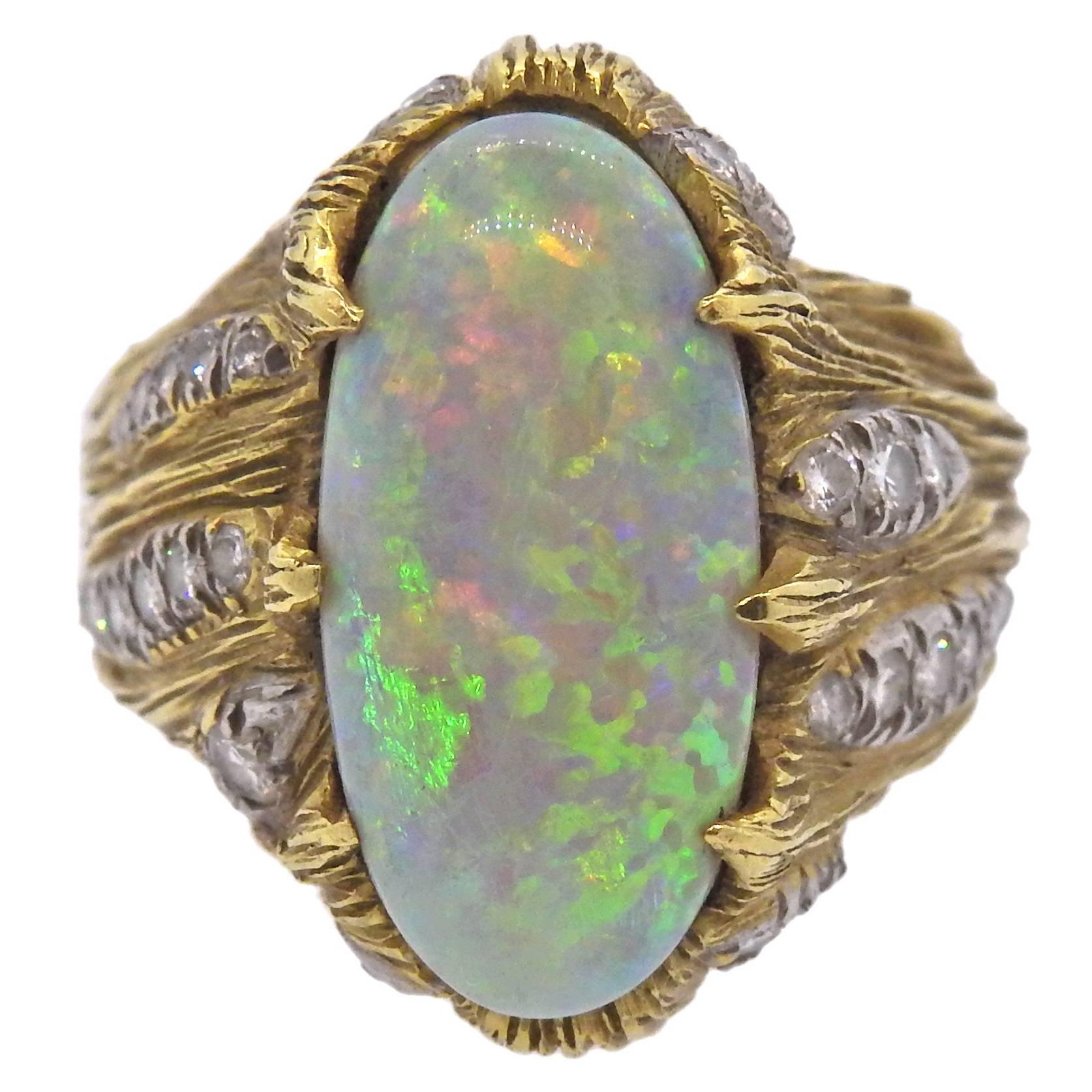 1970s Opal Diamond Gold Ring