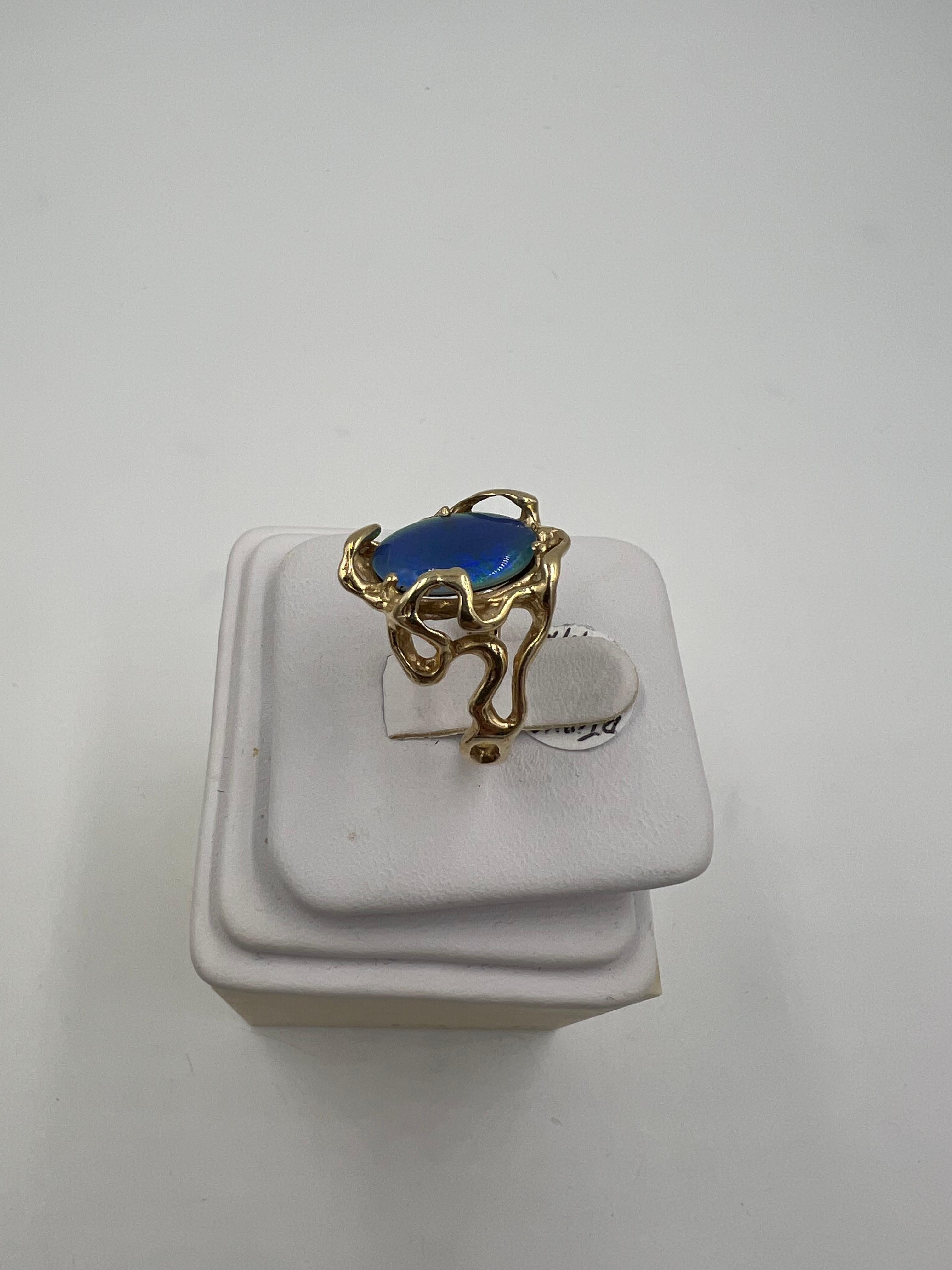 1970s Opal Doublet Freeform Designed 14k Yellow Gold Ring For Sale 1