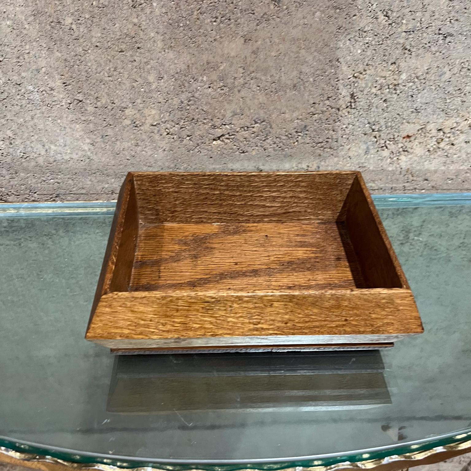 1970er Jahre Open Box Tafelaufsatz Tablett Oak Wood Dish (Eichenholz) im Angebot