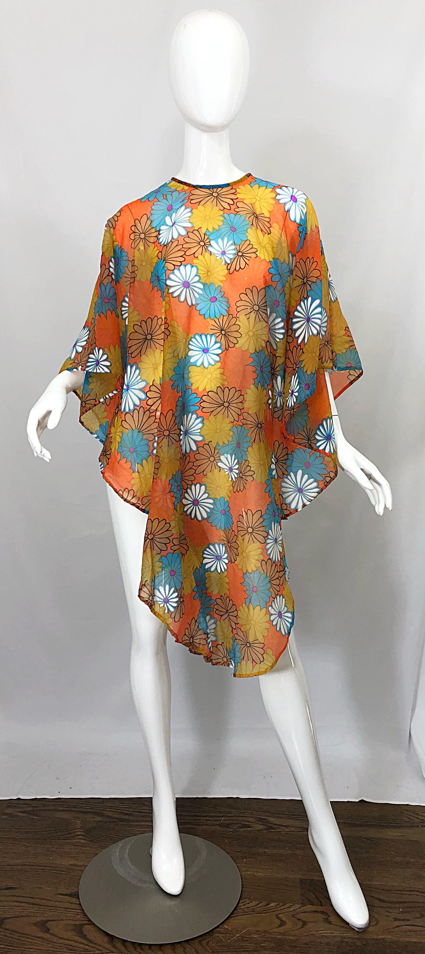 Poncho vintage en mousseline « Flower Power » orange, bleu et violet, à moitié transparent, années 1970 Pour femmes en vente