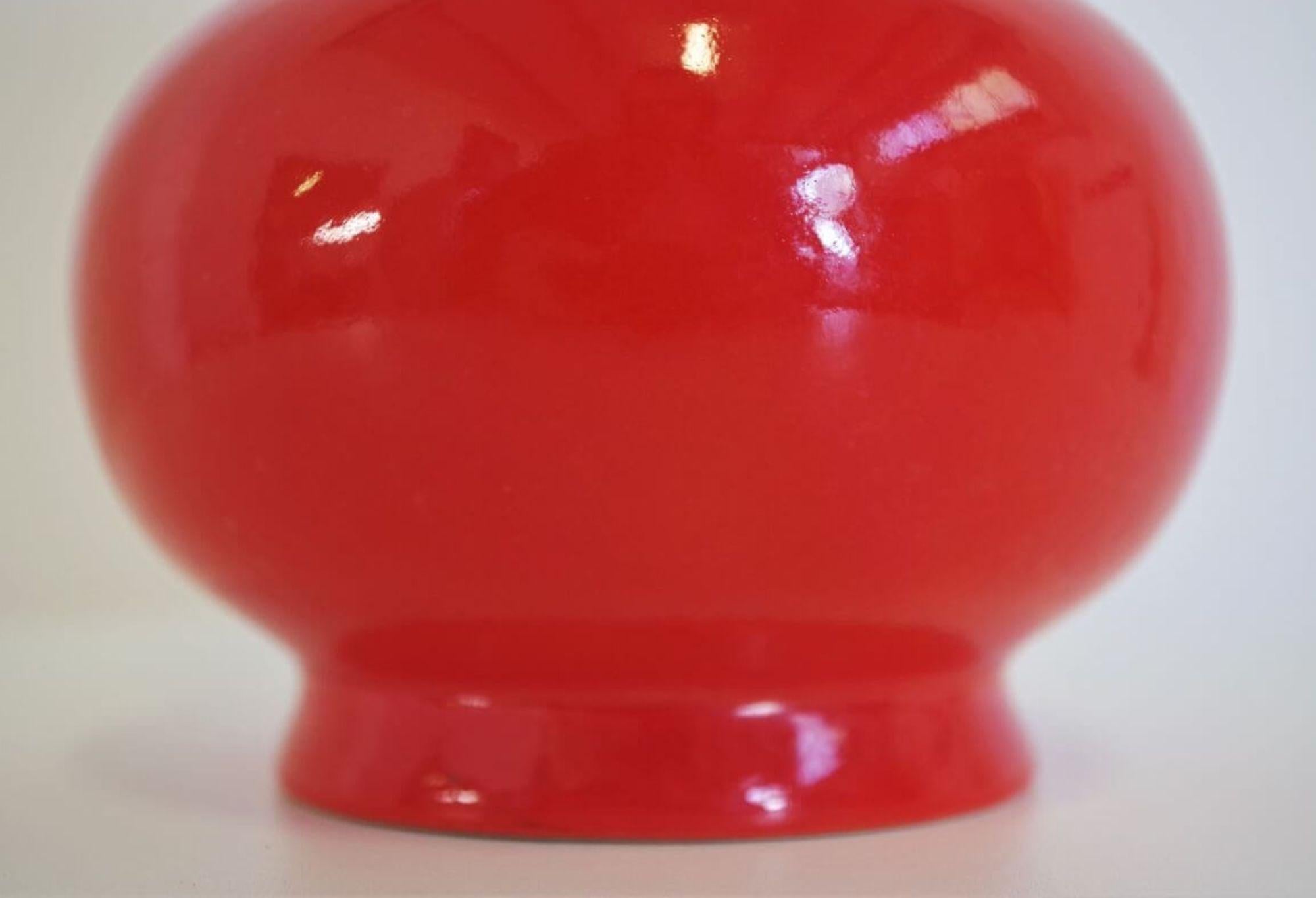 1970s Orange Ceramic Vase by Pozzi – Bold Mid-Century Italian Design in vendita 1
