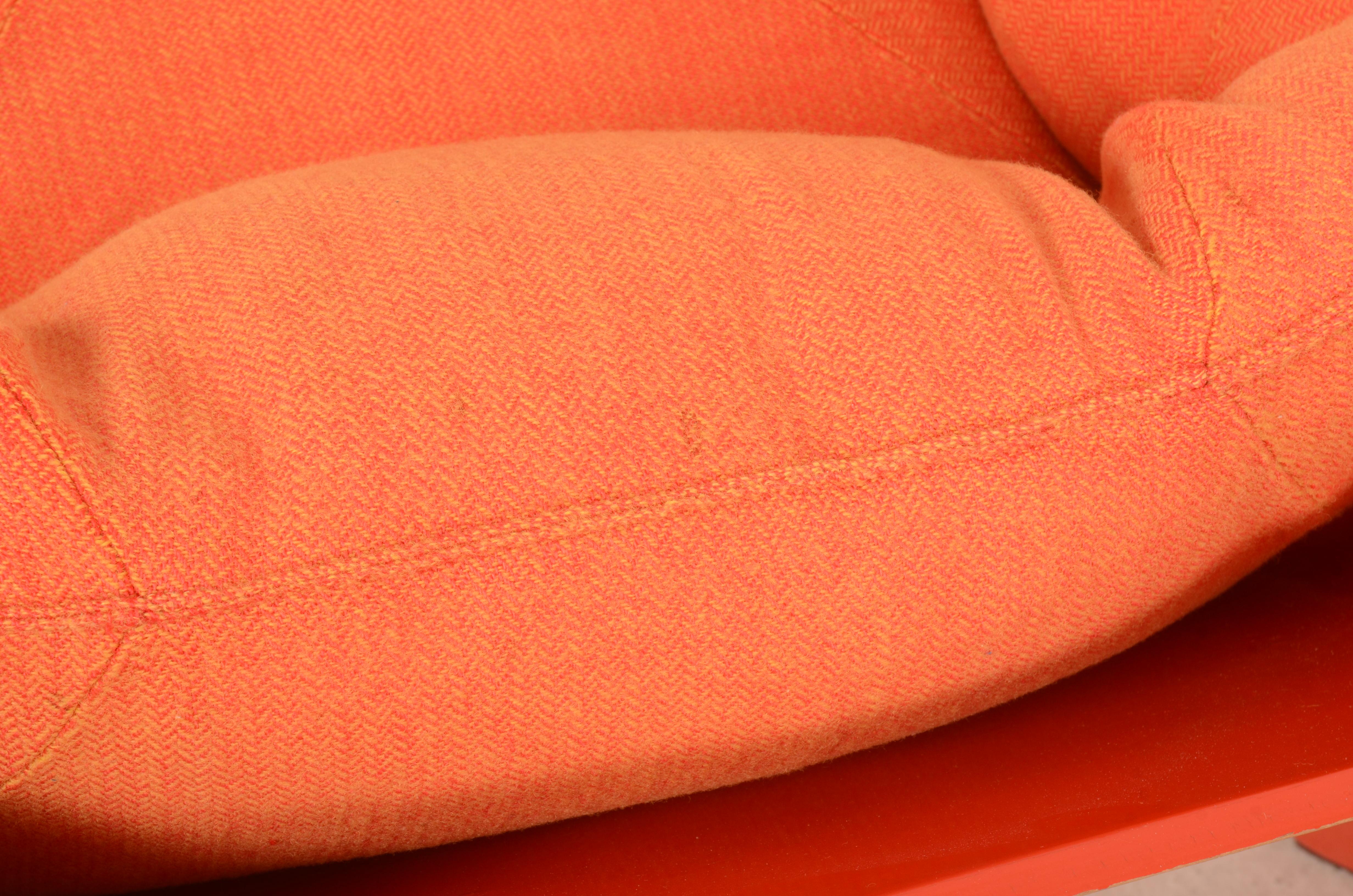 1970er Orange Christensen & Larsen Sofa oder Stühle im Angebot 5