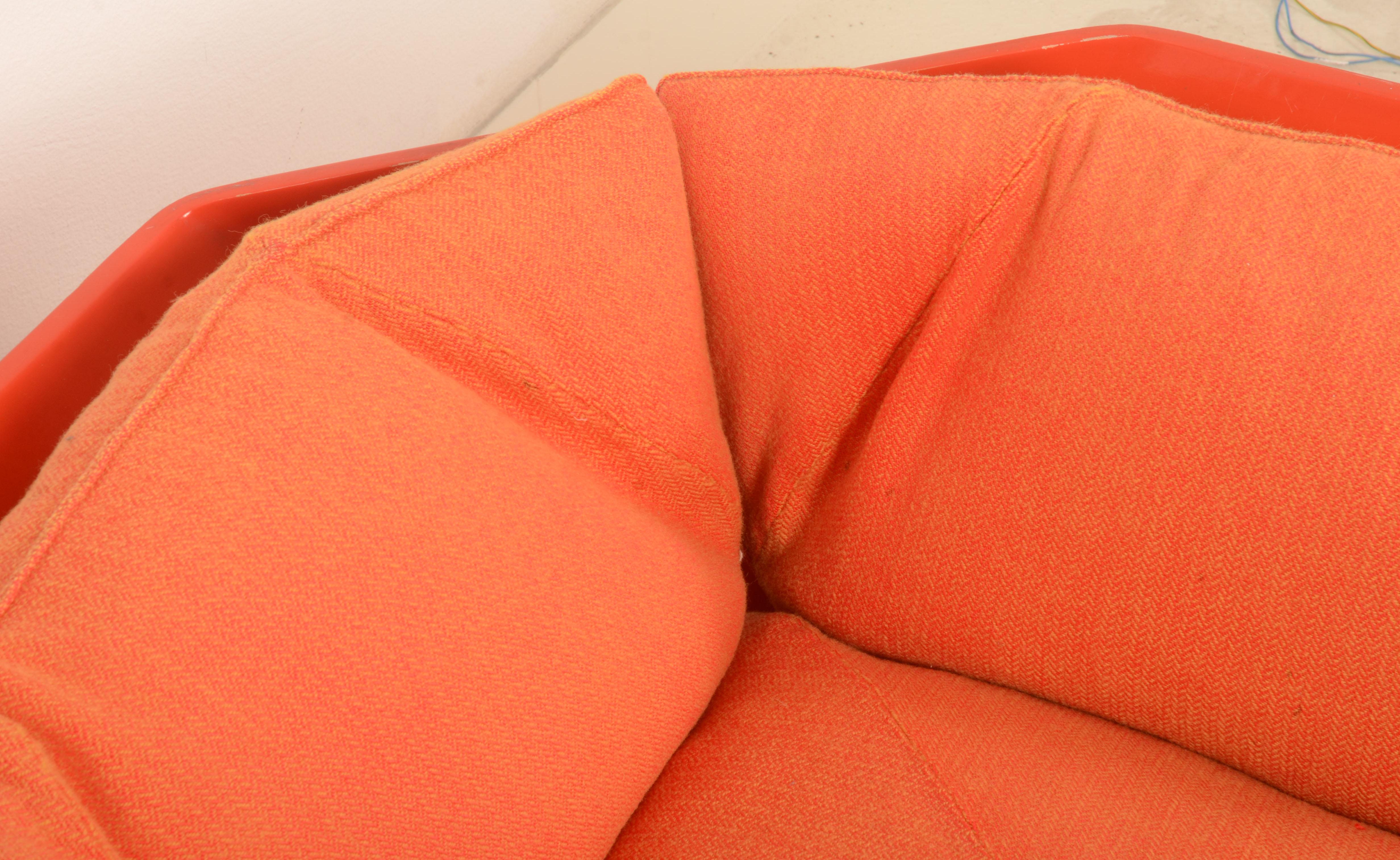1970er Orange Christensen & Larsen Sofa oder Stühle (Ende des 20. Jahrhunderts) im Angebot