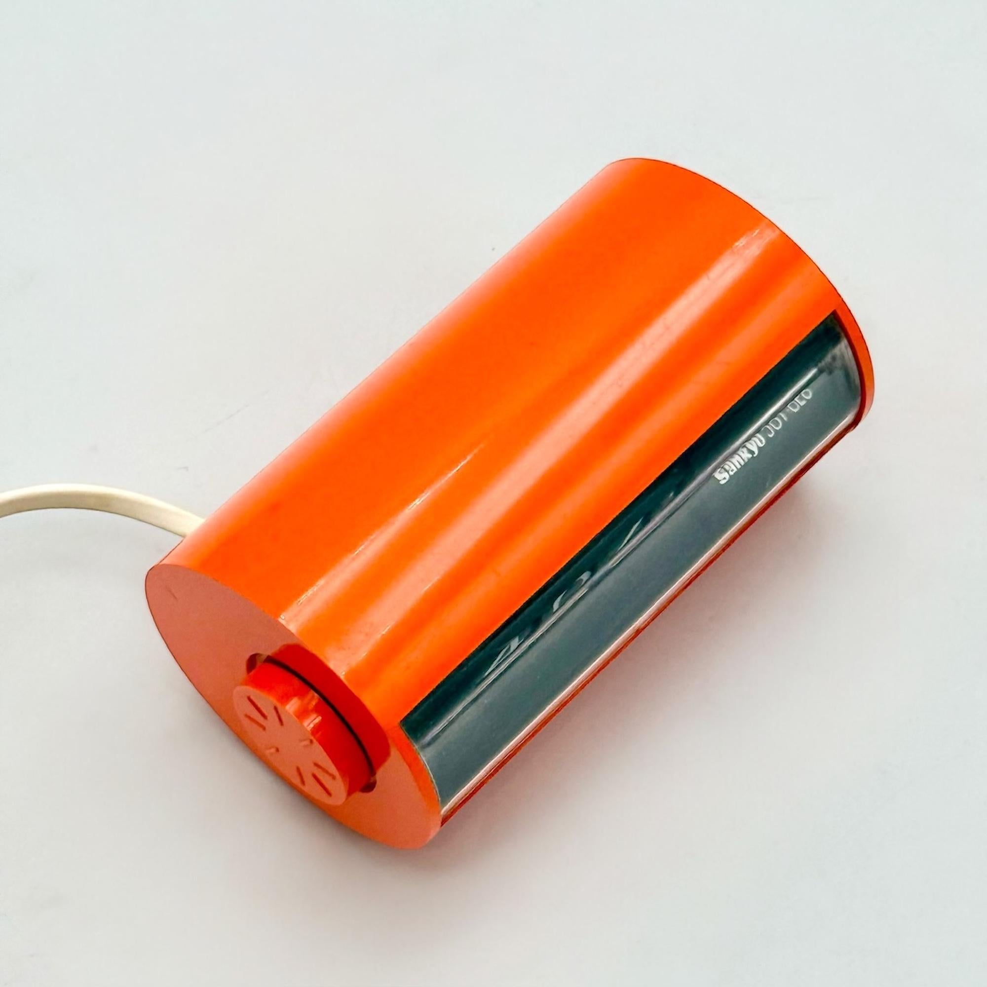 Late 20th Century 1970s Orange Flip Clock by Sankyo – Space Age Design Sculptural Desk Clock For Sale