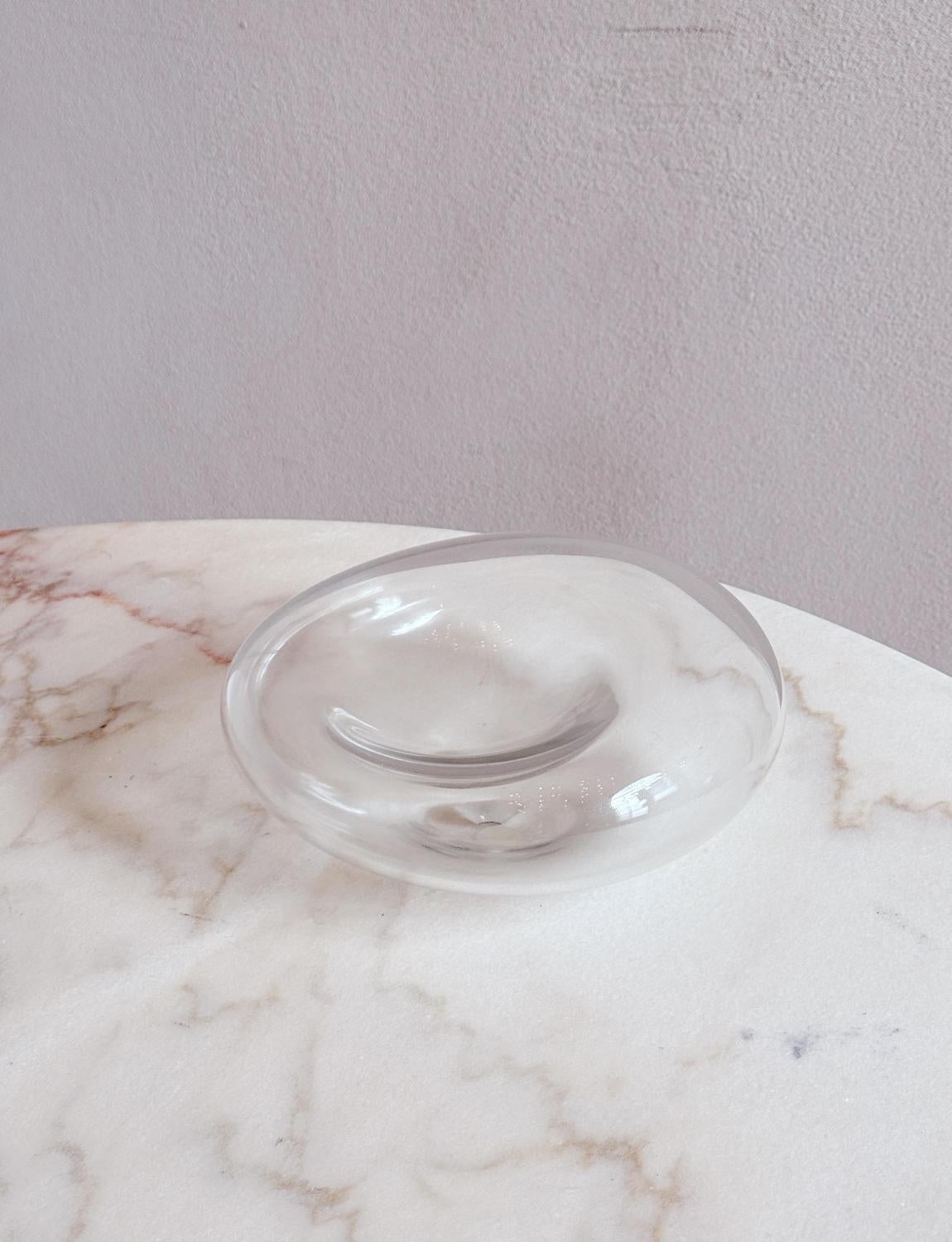Italian 1970s Organic Signed Alfredo Barbini Murano Glass Bowl For Sale