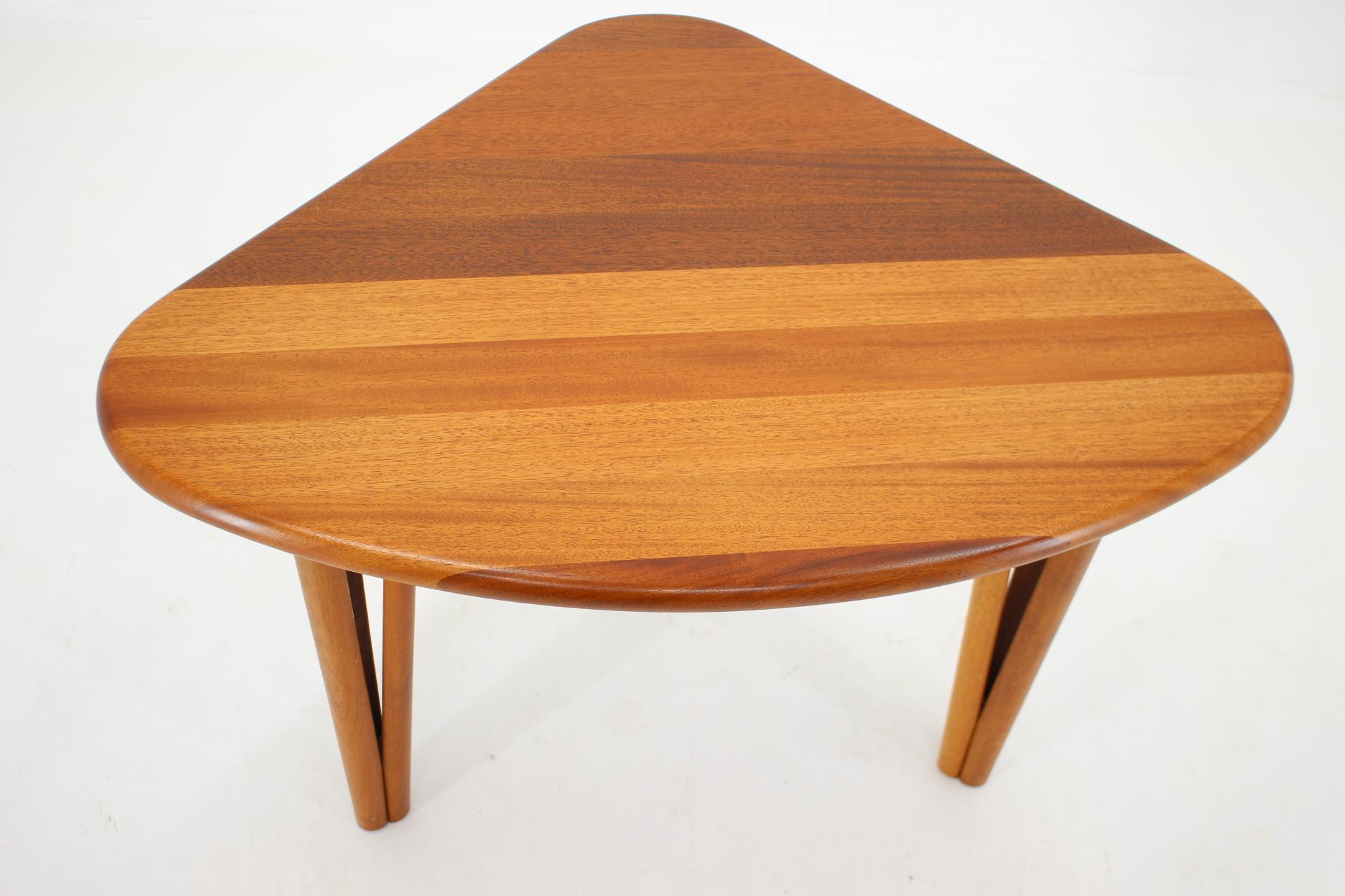 Mid-Century Modern 1970s Organic Solid Teak Coffee Table, Denmark For Sale