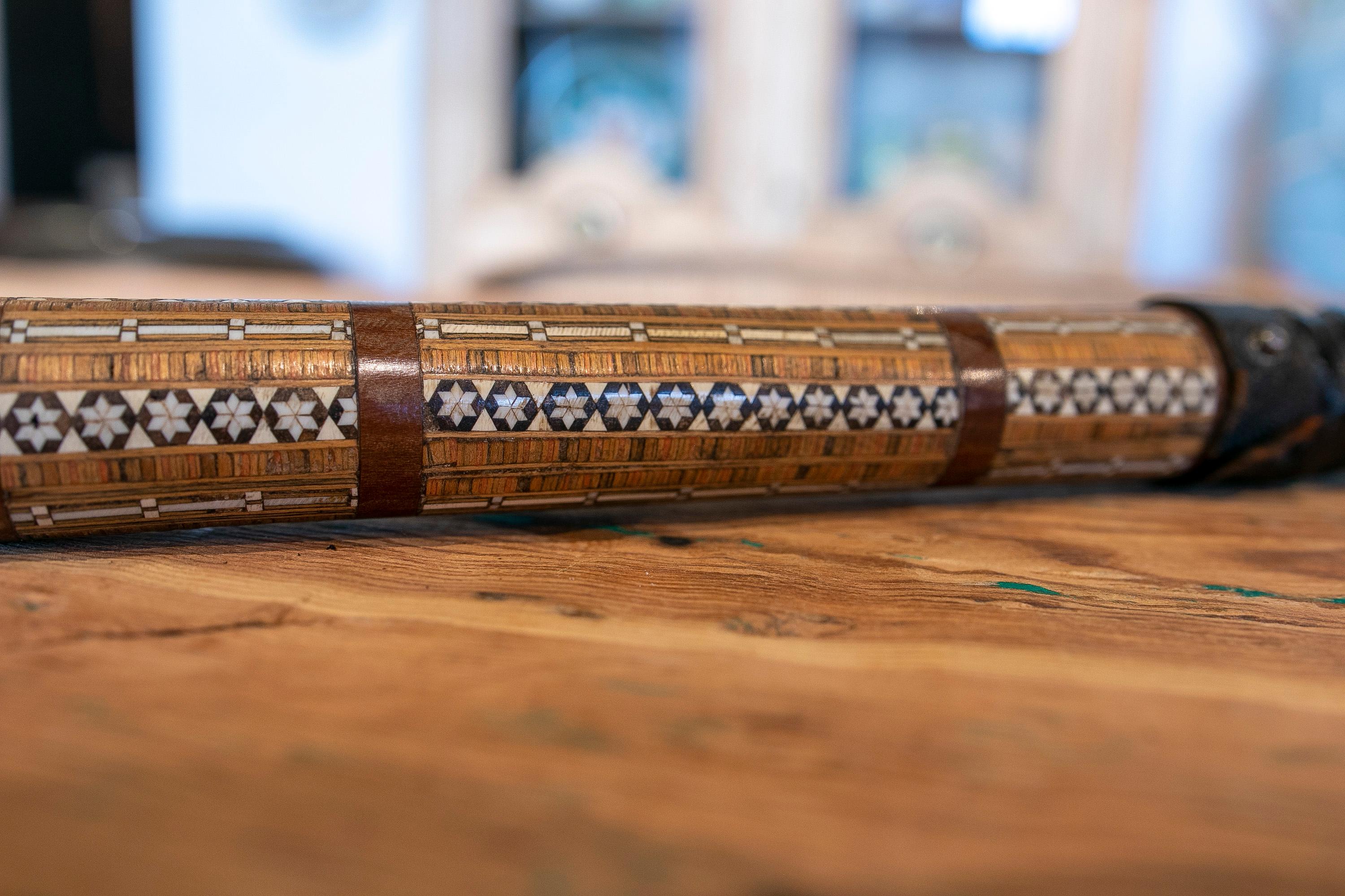 1970s Oriental Horsewhip of Leather and Marquetry For Sale 3