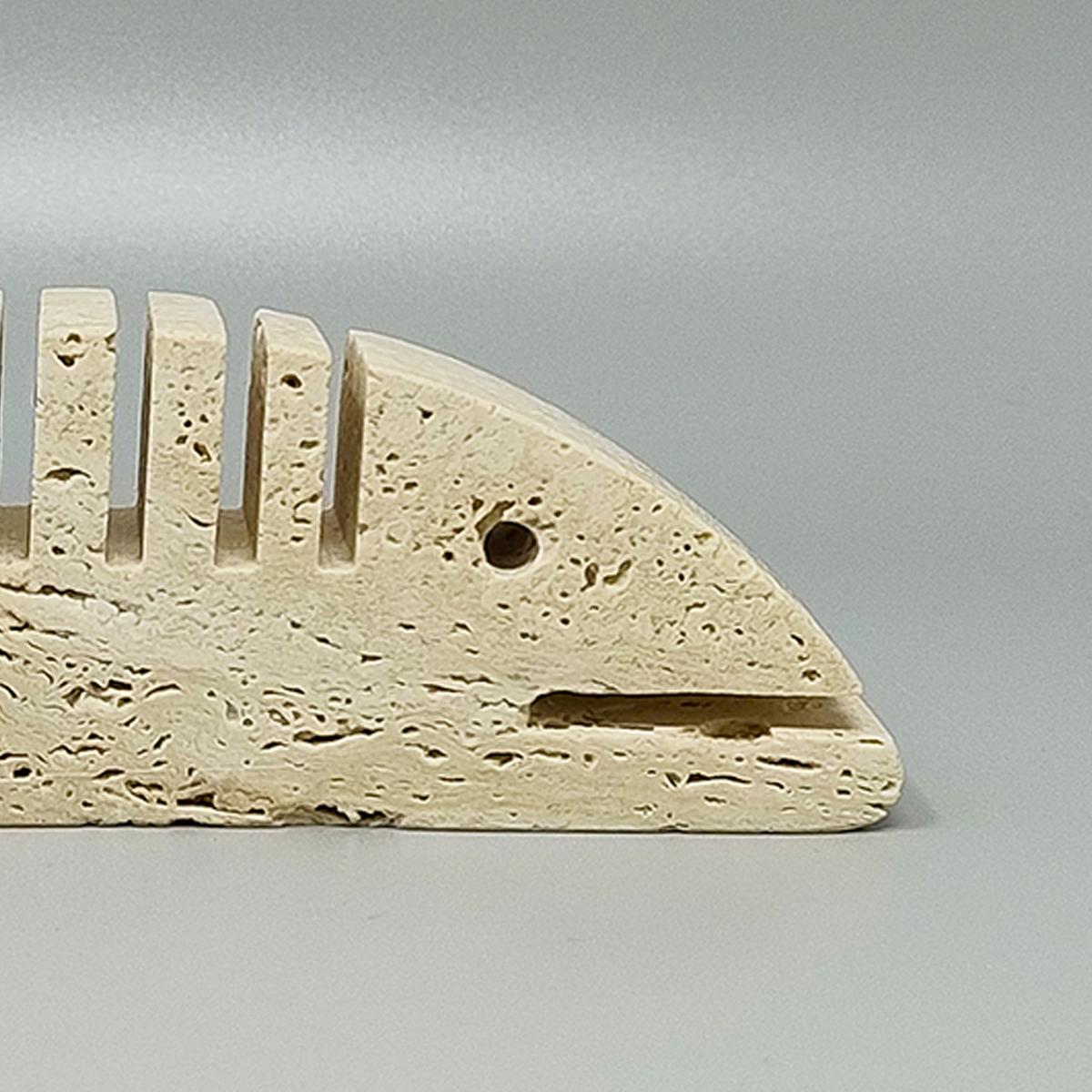 1970s Original Gran Escultura de Pez de Travertino por F.lli Mannelli en venta 1
