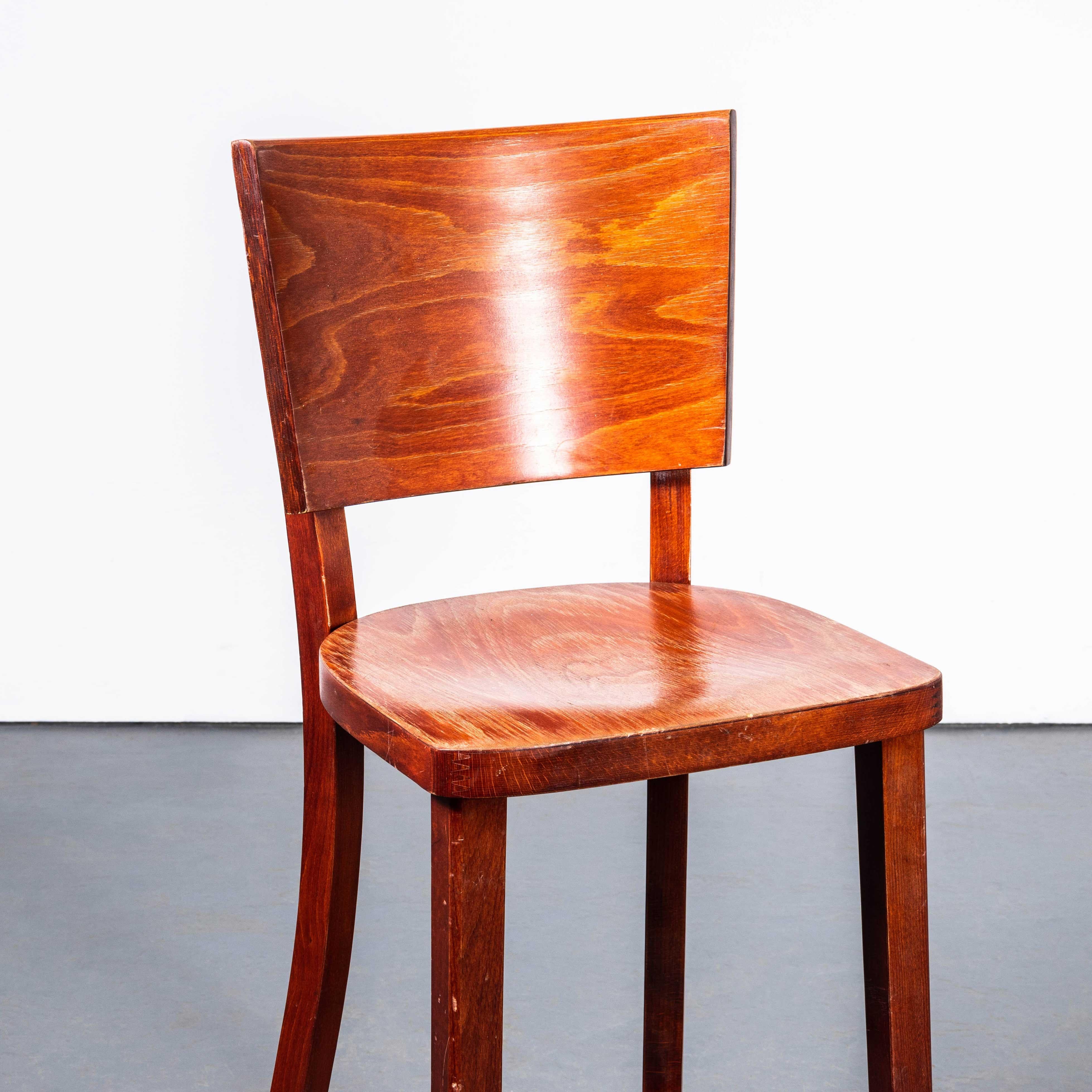 Sillas de bar de madera curvada con respaldo alto originales de los años 70 - Juego de cinco Haya en venta