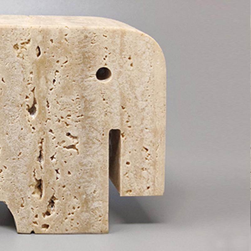 Fine XX secolo Scultura originale di elefante in travertino degli anni '70 di F.lli Mannelli