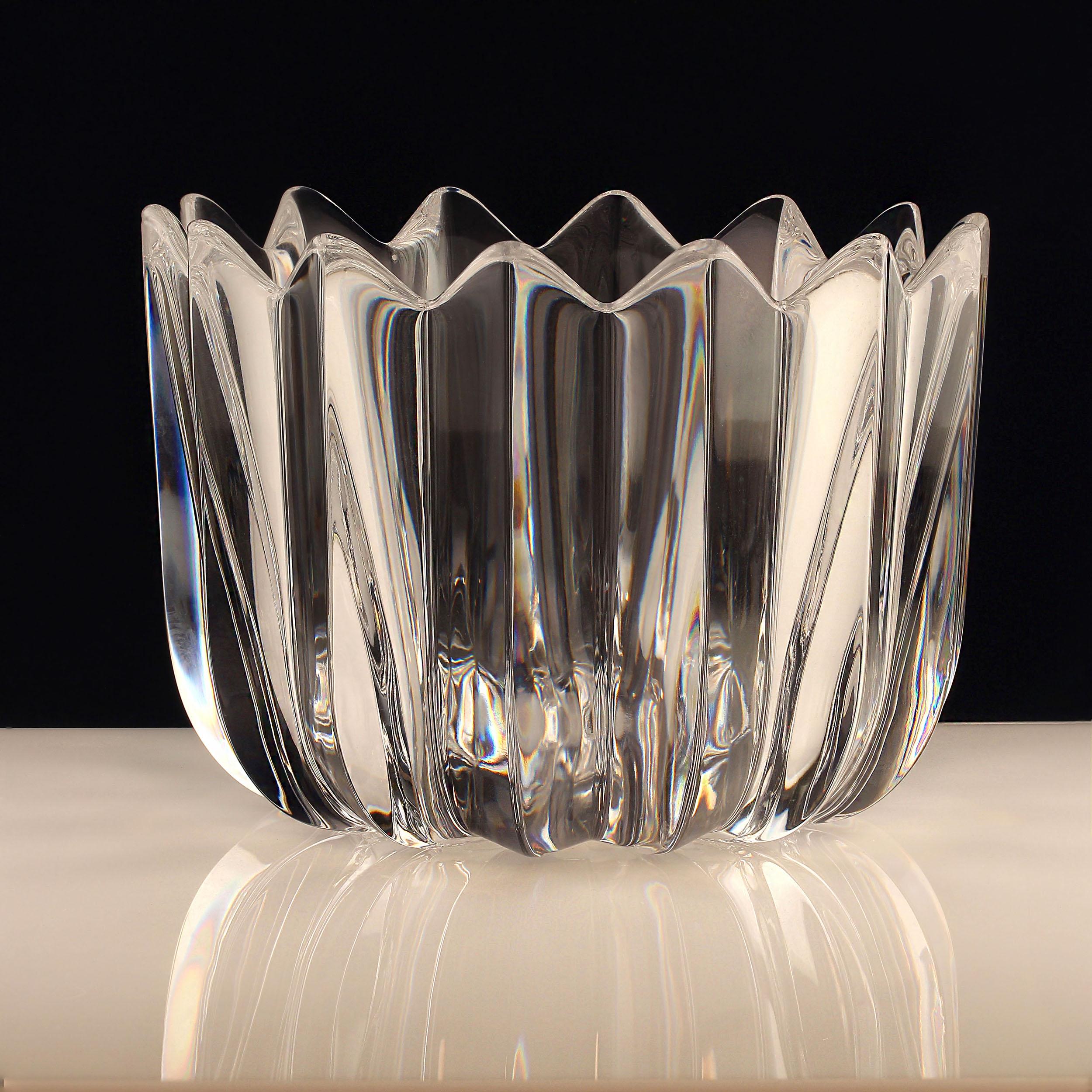 Bol « Fleur » suédois en cristal Orrefors des années 1970 Excellent état - En vente à Raleigh, US