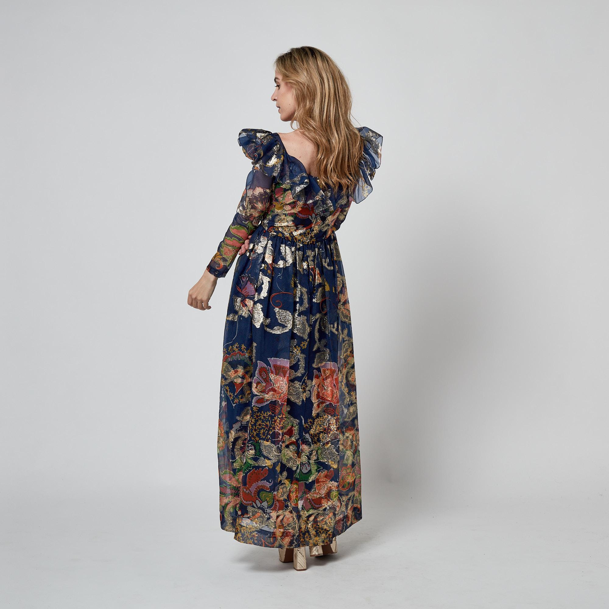 Oscar De La Renta 1970 - Maxi abito in organza floreale marina e lurex dorato in vendita 3