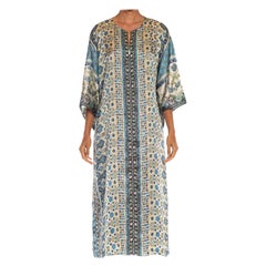 1970S OSCAR DE LA RENTA White & Blue Silk Kaftan