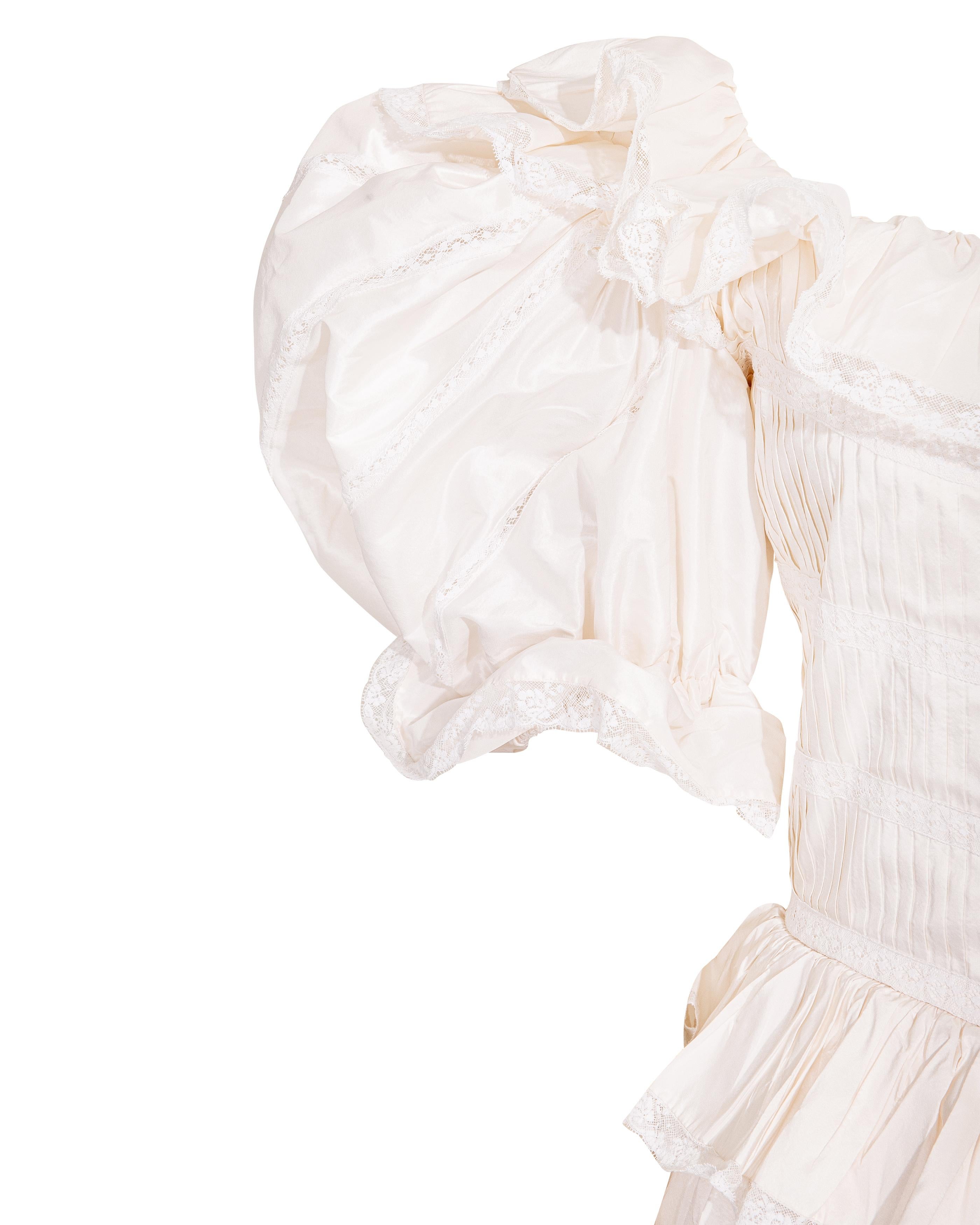1970's Oscar de la Renta White Off-Shoulder Silk Ruffle Gown with Long Train For Sale 3