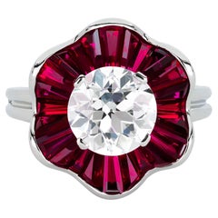 Anillo en racimo de rubíes, diamantes y platino de los hermanos Oscar Heyman de los años 70