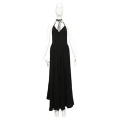 OSSIE CLARK pour QUORUM Robe longue noire coupée en biais avec dos échancré, années 1970