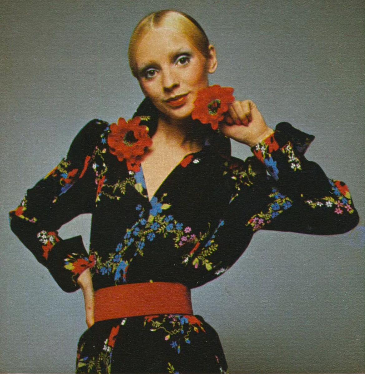 Ossie Clark Marineblaue Bluse aus den 1970er Jahren mit Blumendruck und Celia Birtwell-Druck im Angebot 5