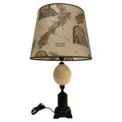 1970er Straußenei-Tischlampe, Maison Jansen zugeschrieben