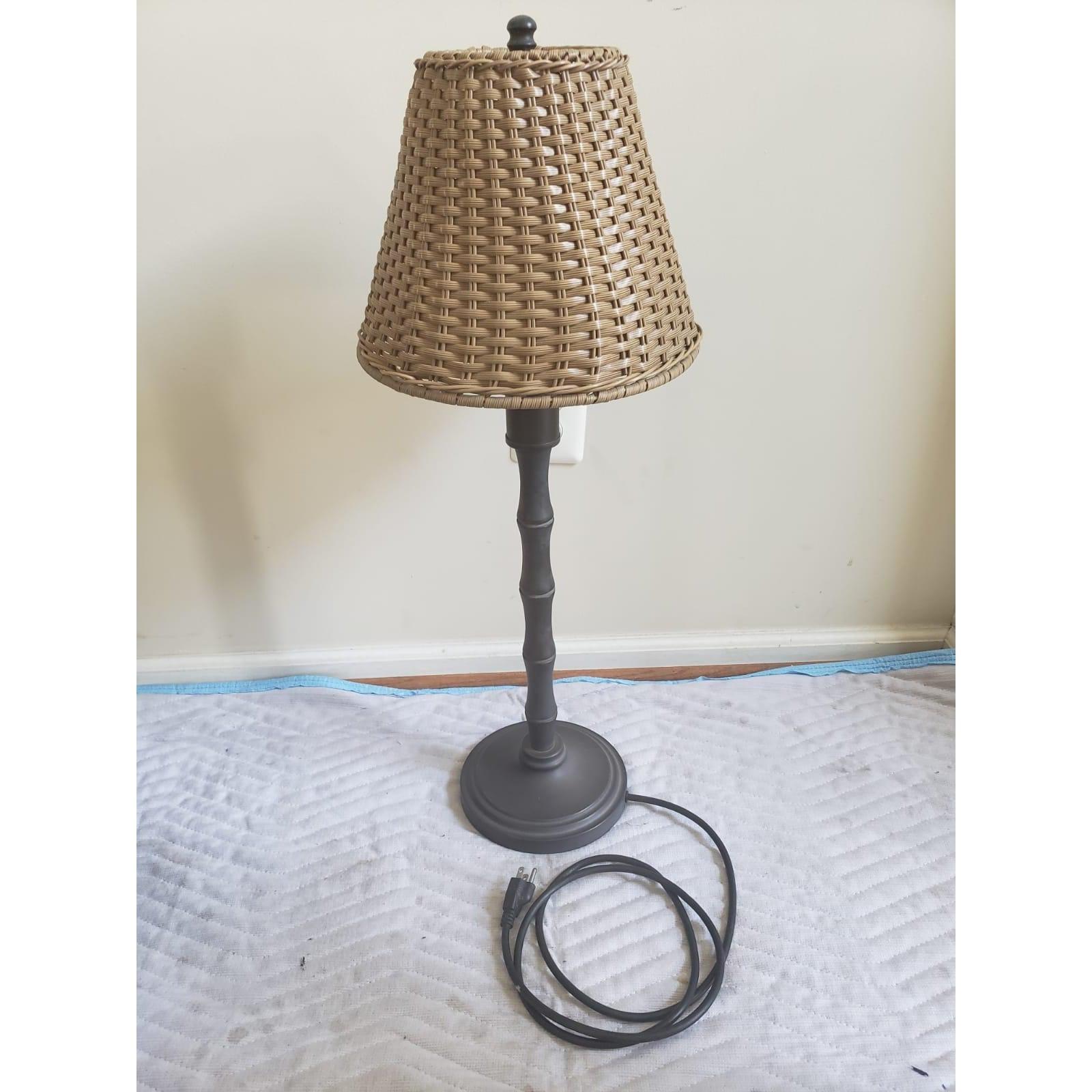 1970s Outdoor Faux Bamboo Metal and Faux Wicker Walnut Shade Table Lamp In Good Condition In Germantown, MD
