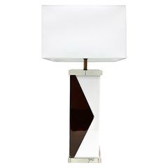 Übergroße geometrische Lampe aus Lucite und Acryl aus den 1970er Jahren