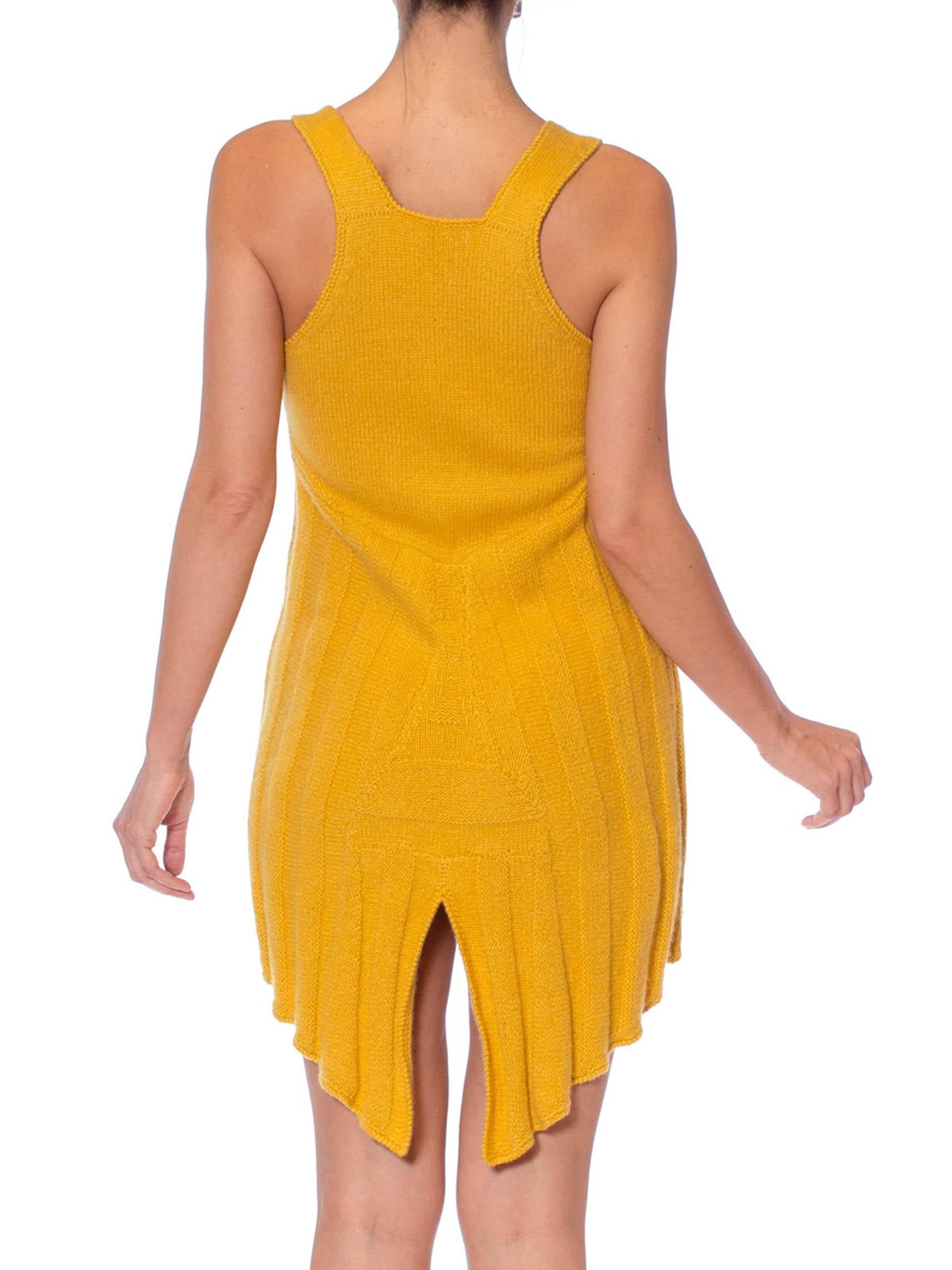 1970S PACO RABANNE Attributed Mustard Yellow Cashmere Blend Knit Sexy Cut-Out D In Excellent Condition For Sale In New York, NY