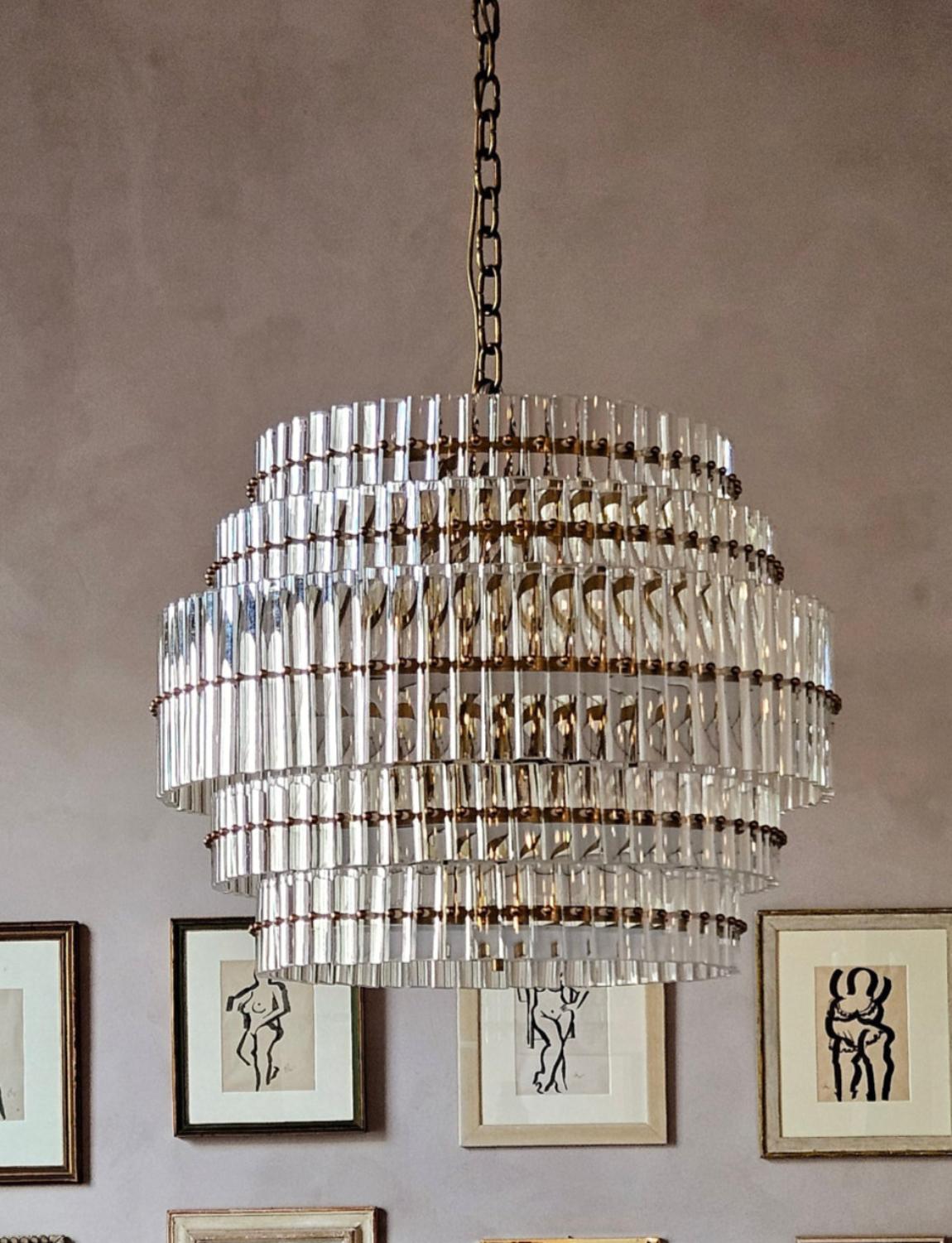 Late 20th Century 1970s Padova Chandelier in Murano Glass For Sale