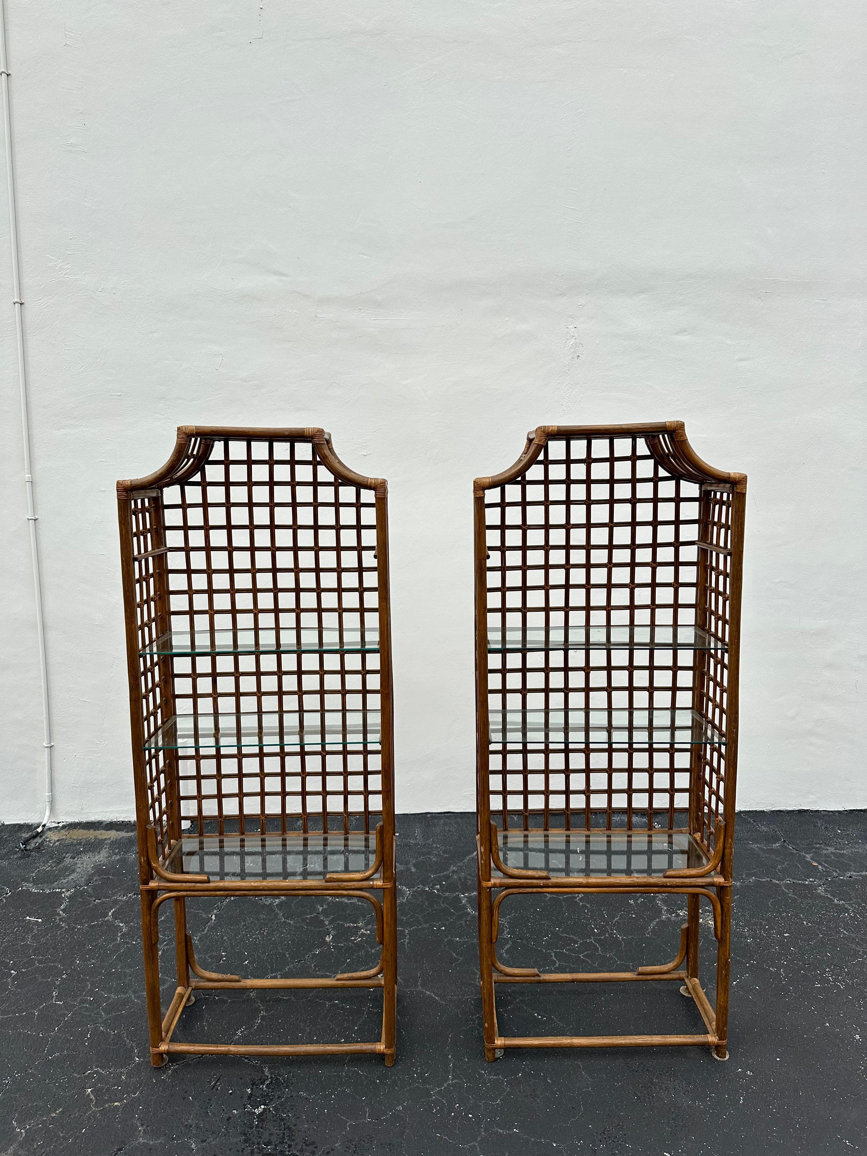 Chinoiserie 1970s Pagoda Rattan Glass Bookcase Etagere Display Shelves, Ser of 2 For Sale
