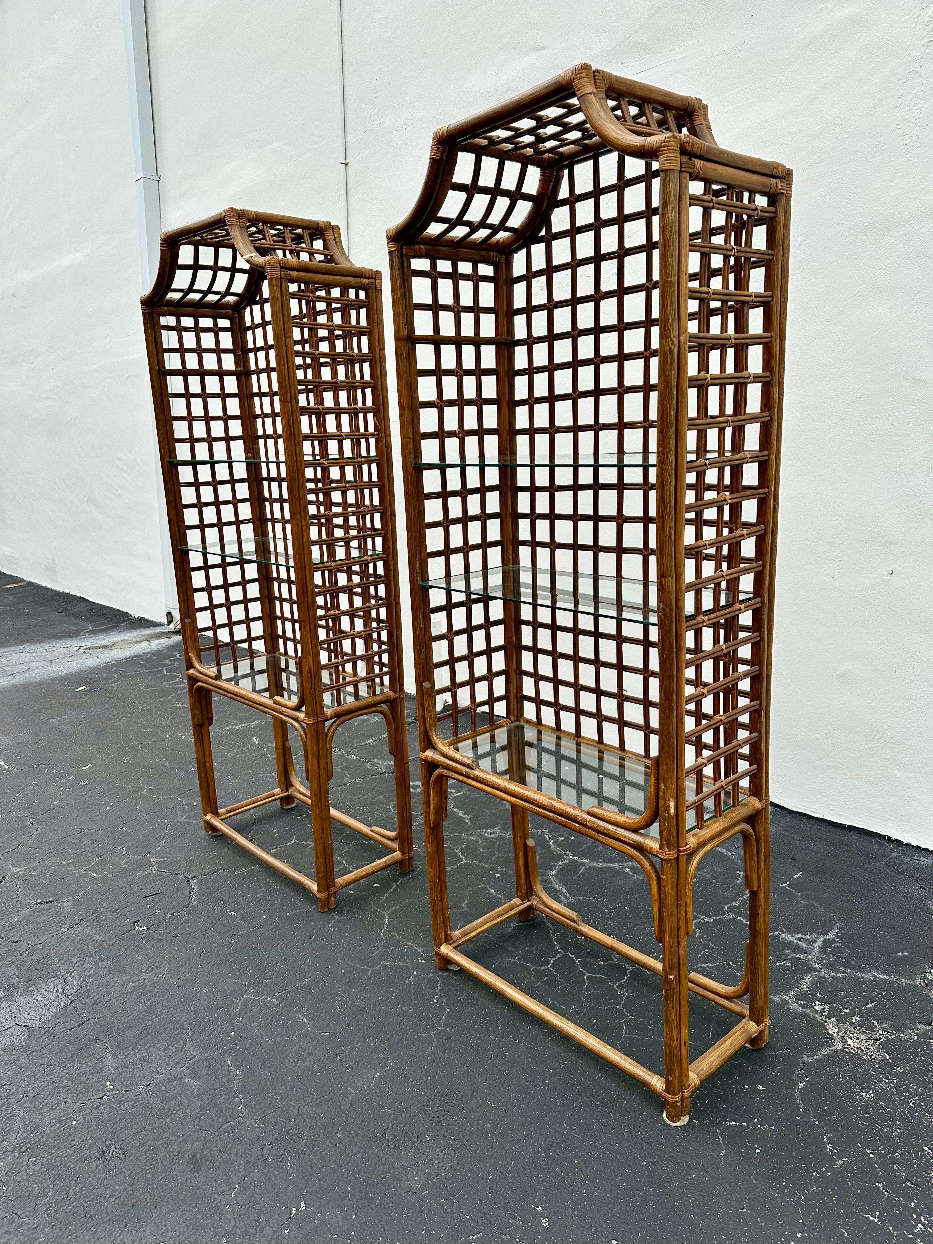 1970s Pagoda Rattan Glass Bookcase Etagere Display Shelves, Ser of 2 In Good Condition For Sale In Fort Lauderdale, FL