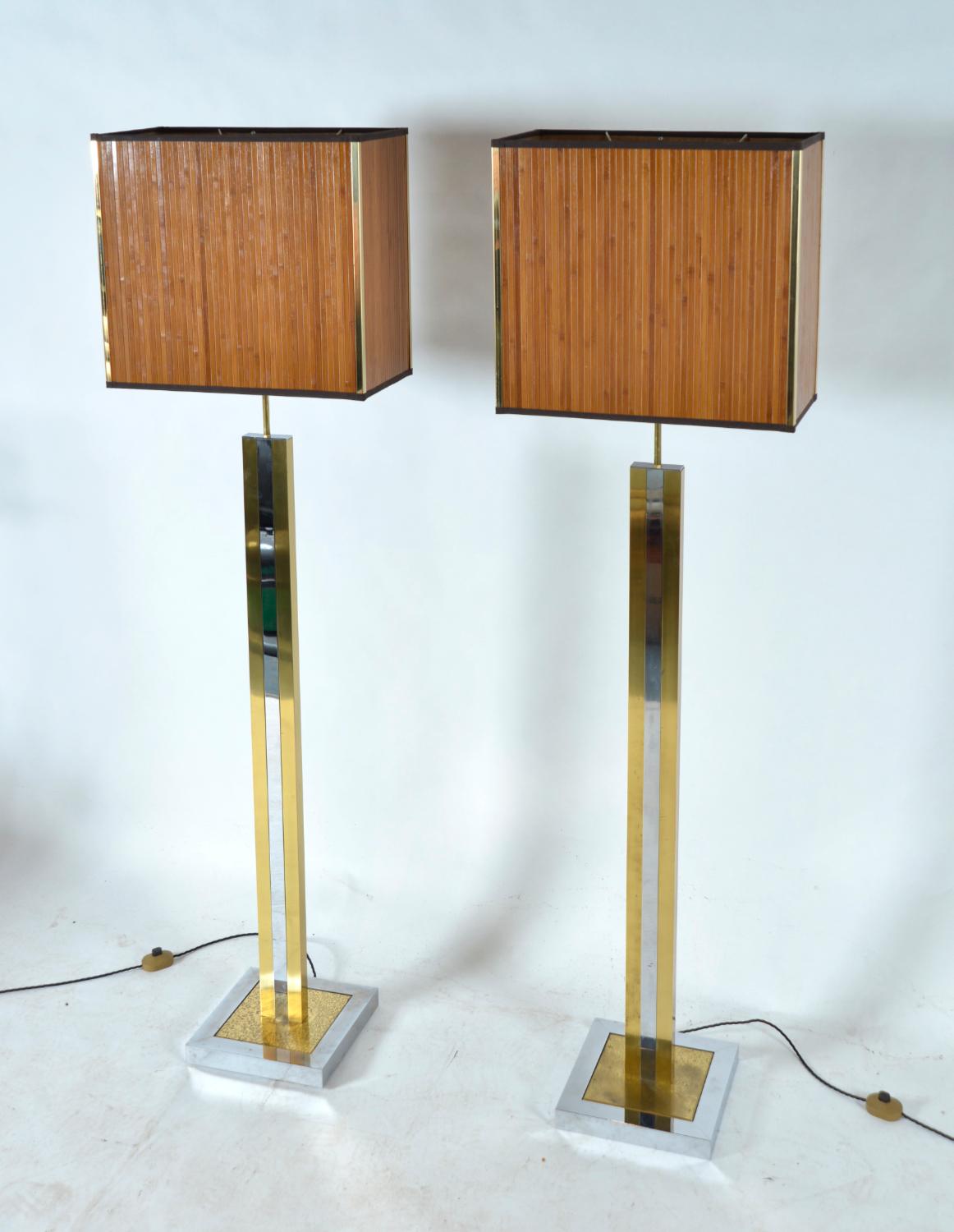 1970s Pareja Lámparas De Pie Italianas Cromo Latón Bambú Hollywood Regency en venta 11