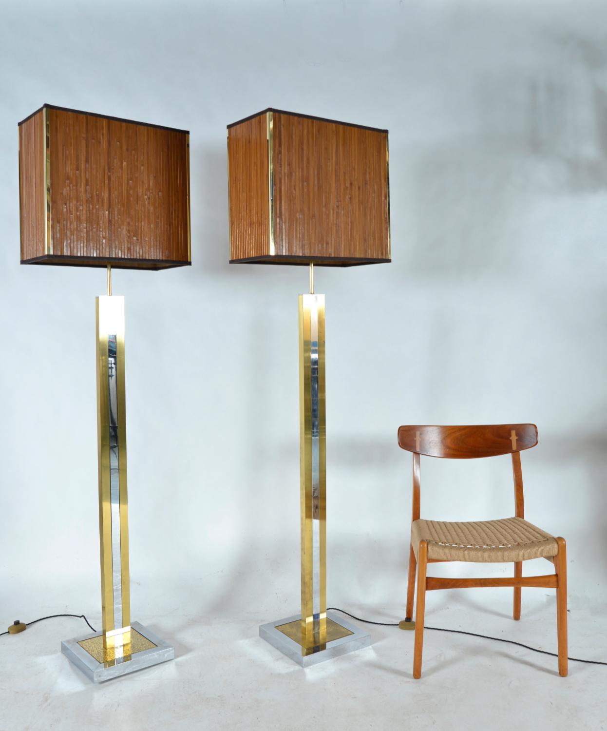 1970s Pareja Lámparas De Pie Italianas Cromo Latón Bambú Hollywood Regency en venta 2