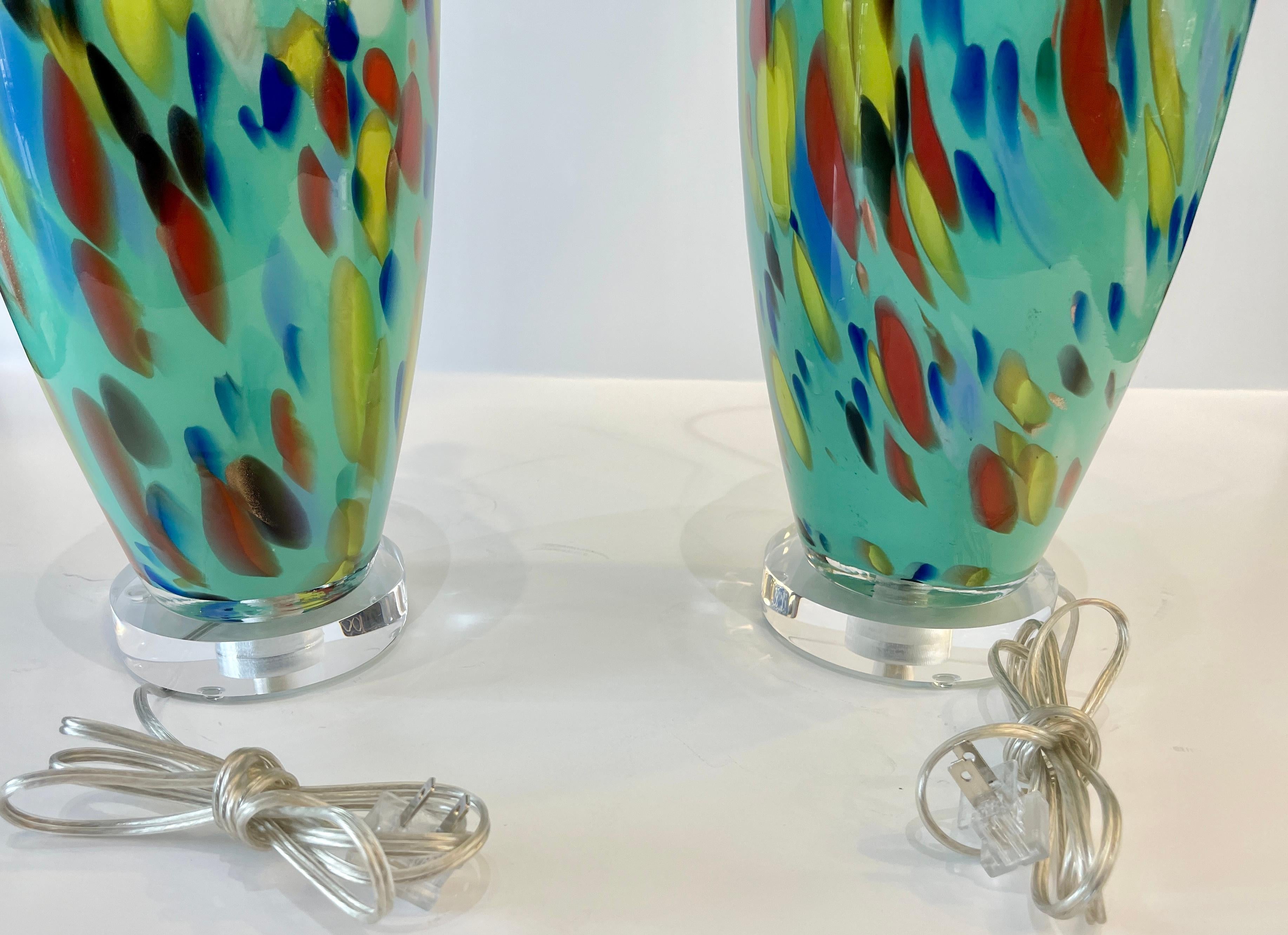 1970er Paar Murano Maestri Vetrai Green Spot Kunstglas Tischlampen, Italien im Angebot 3