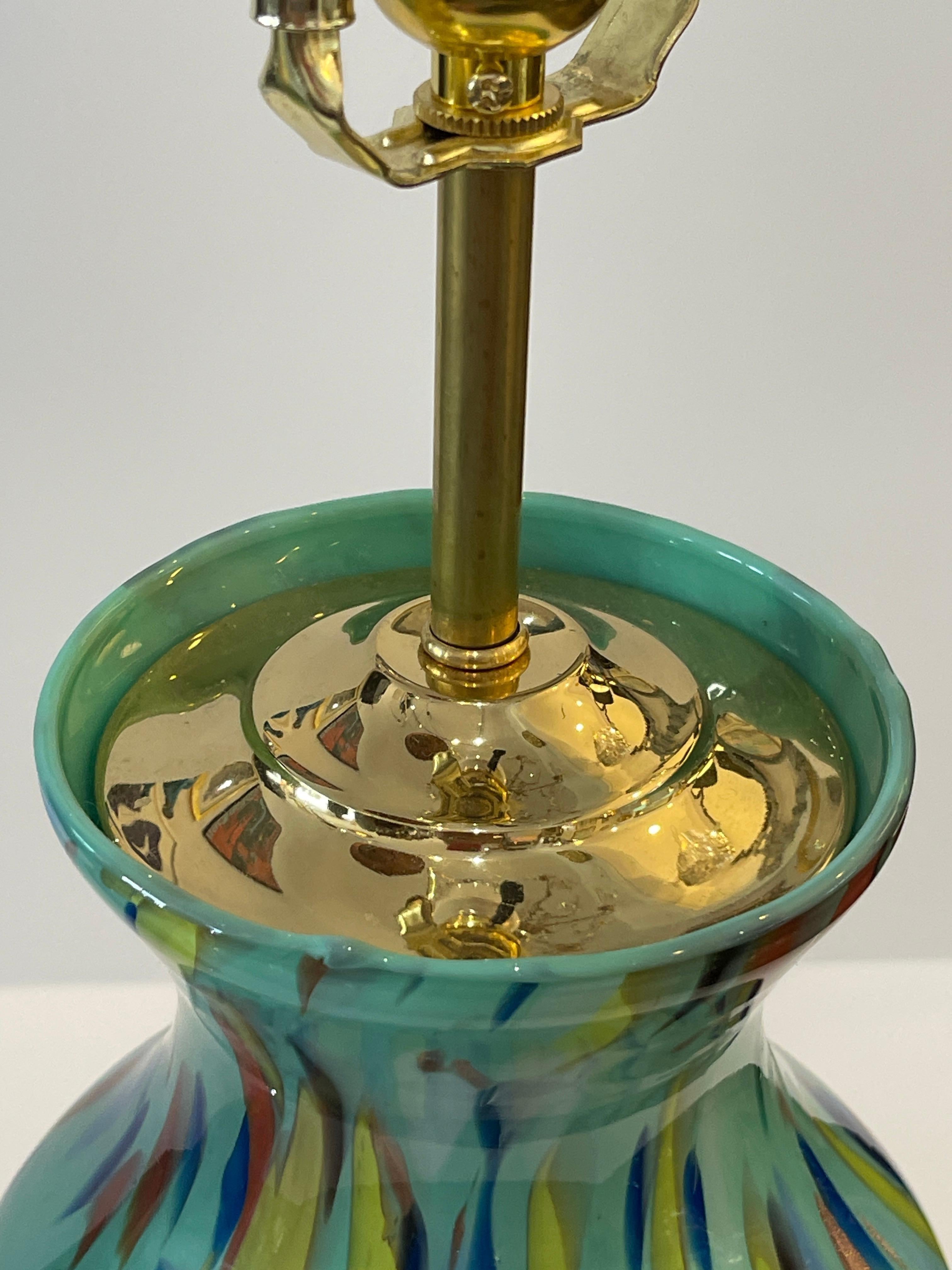 1970er Paar Murano Maestri Vetrai Green Spot Kunstglas Tischlampen, Italien (Handgefertigt) im Angebot