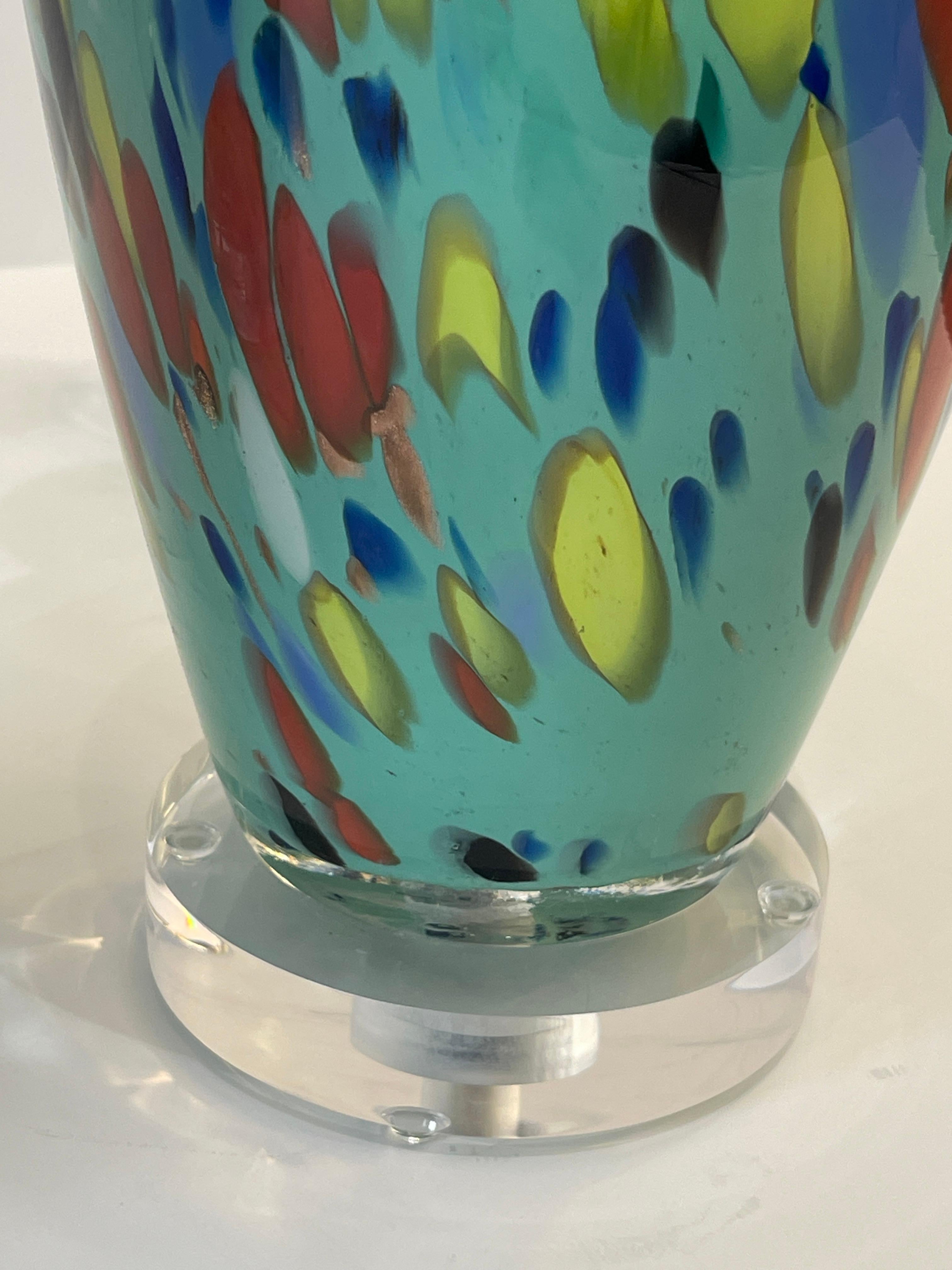 1970er Paar Murano Maestri Vetrai Green Spot Kunstglas Tischlampen, Italien im Zustand „Gut“ im Angebot in West Palm Beach, FL