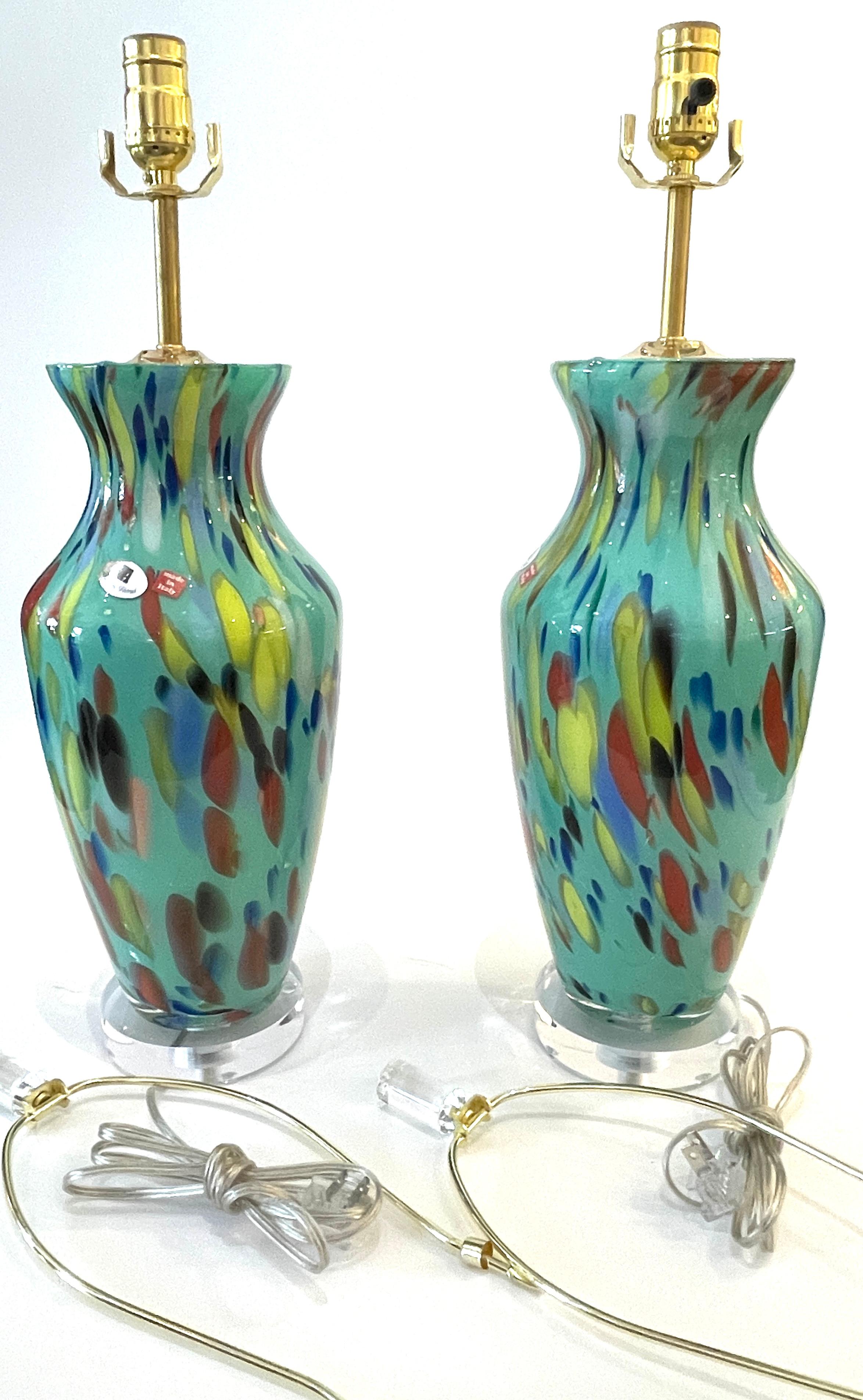 1970er Paar Murano Maestri Vetrai Green Spot Kunstglas Tischlampen, Italien im Angebot 1