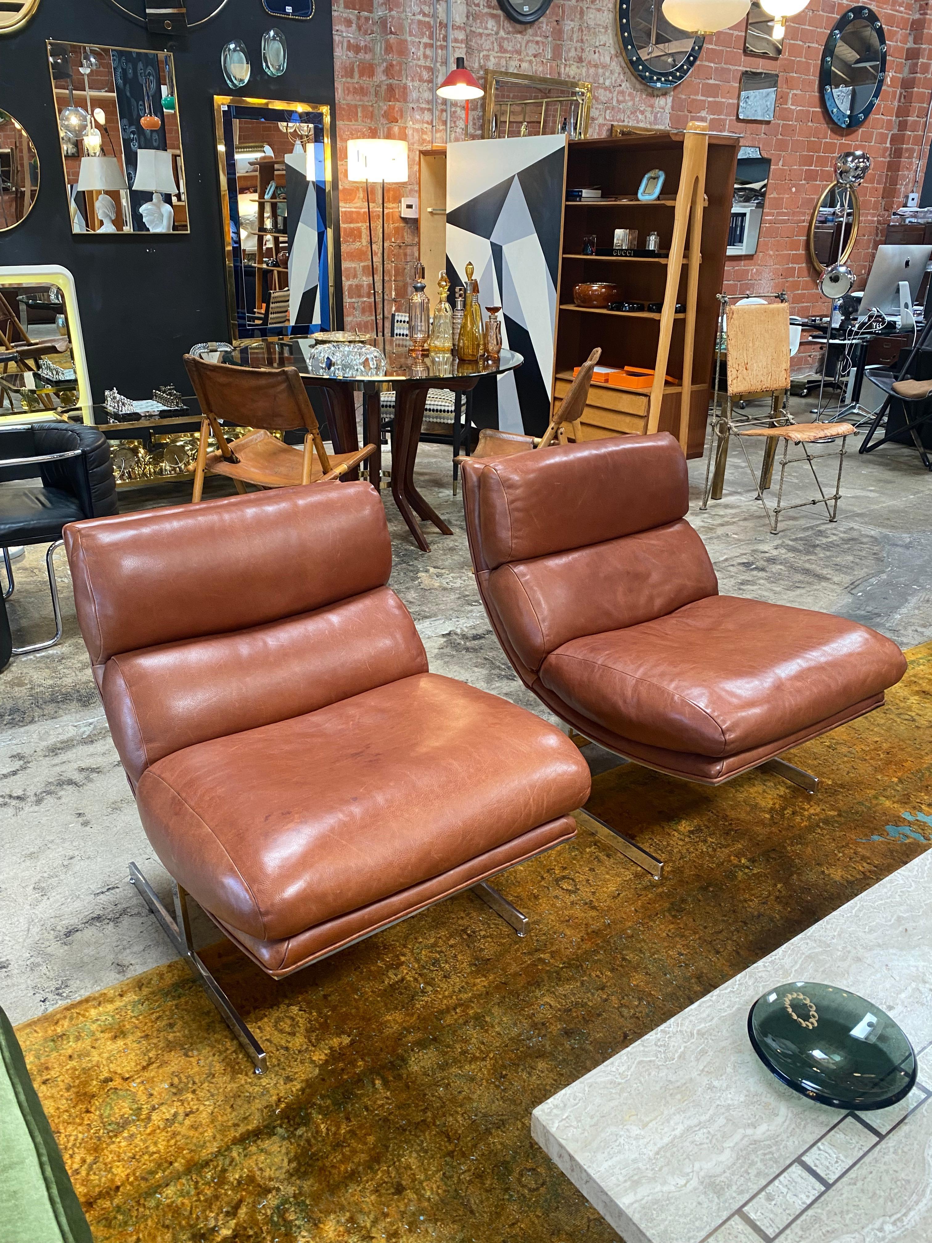 Late 20th Century 1970s Pair of 2 Lounge Chair Designed by Kipp Stewart for Directional