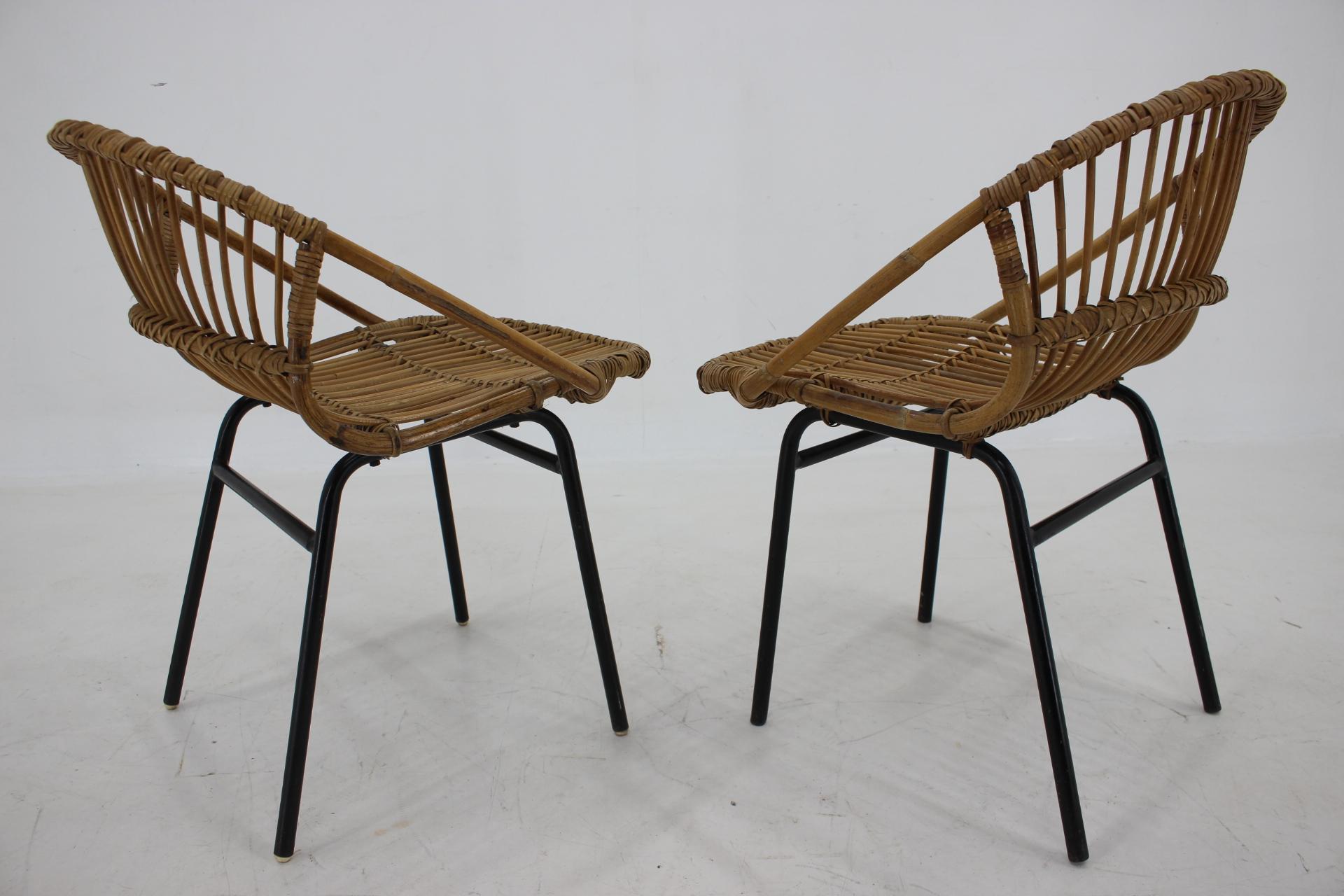 1970s Pair of Alan Fuchs Rattan and Iron Lounge Chairs, Czechoslovakia In Good Condition For Sale In Praha, CZ