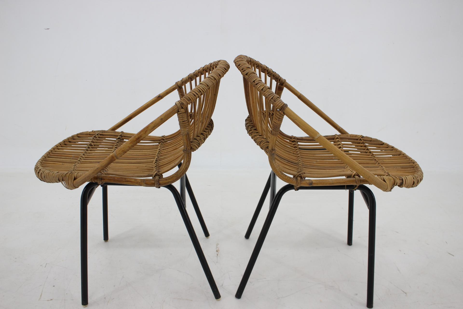 1970s Pair of Alan Fuchs Rattan and Iron Lounge Chairs, Czechoslovakia For Sale 2