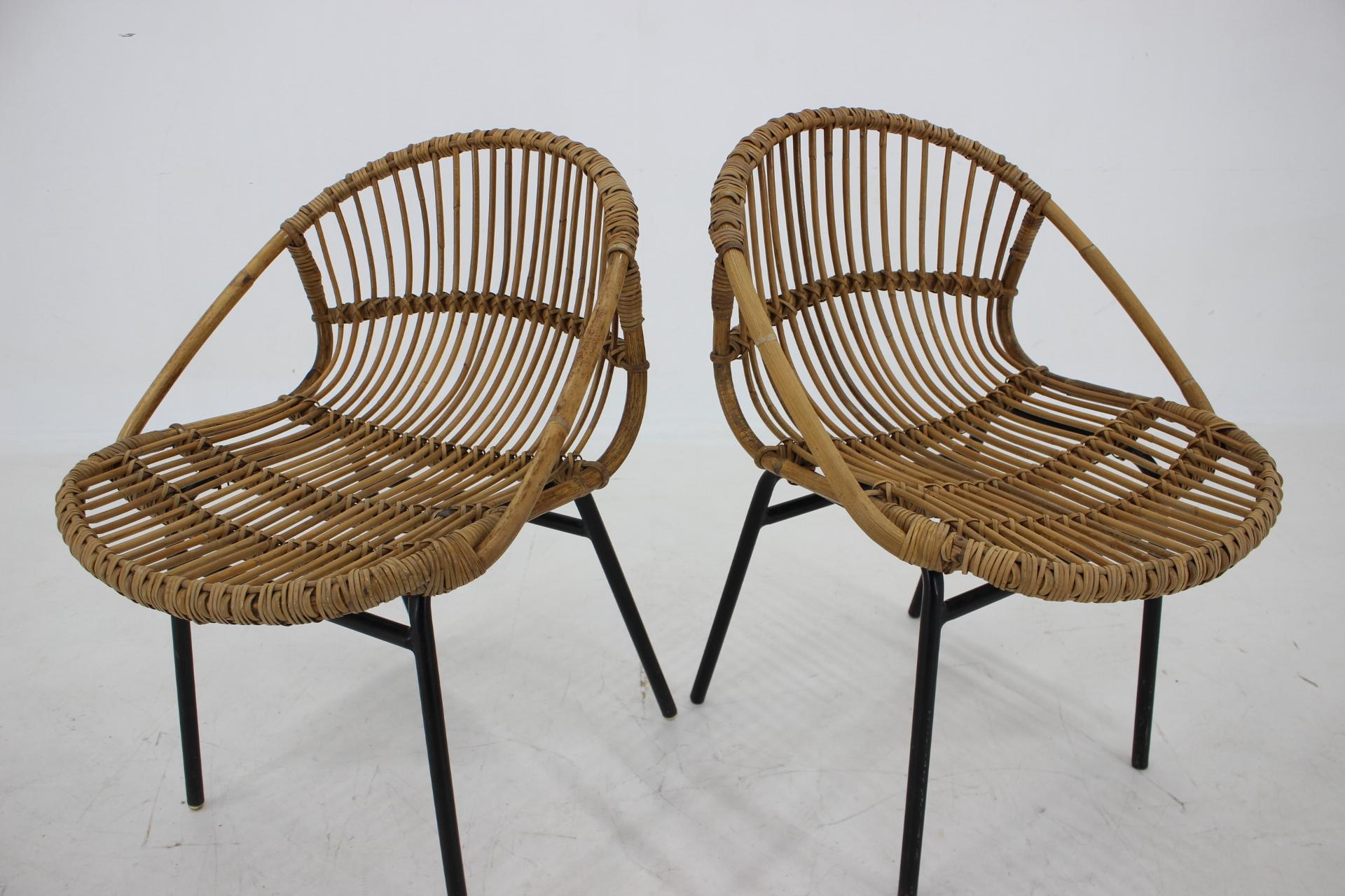 1970s Pair of Alan Fuchs Rattan and Iron Lounge Chairs, Czechoslovakia For Sale 3