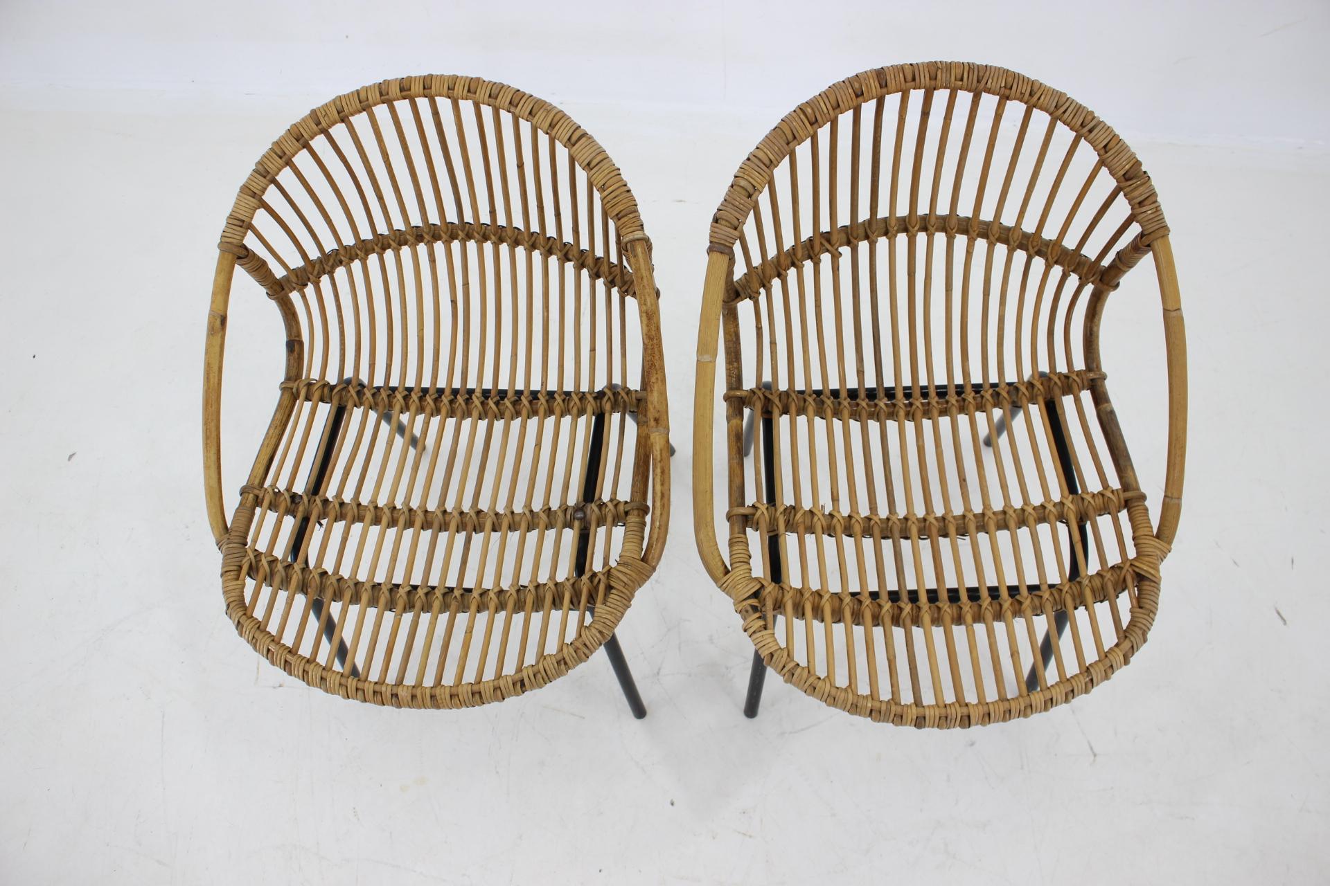 1970s Pair of Alan Fuchs Rattan and Iron Lounge Chairs, Czechoslovakia For Sale 4
