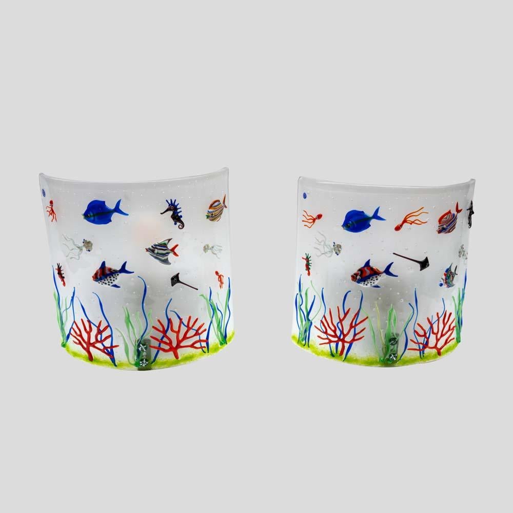 Coppia di lampade da parete per acquario degli anni '70 in vetro soffiato di Murano bianco e multicolore in vendita 4