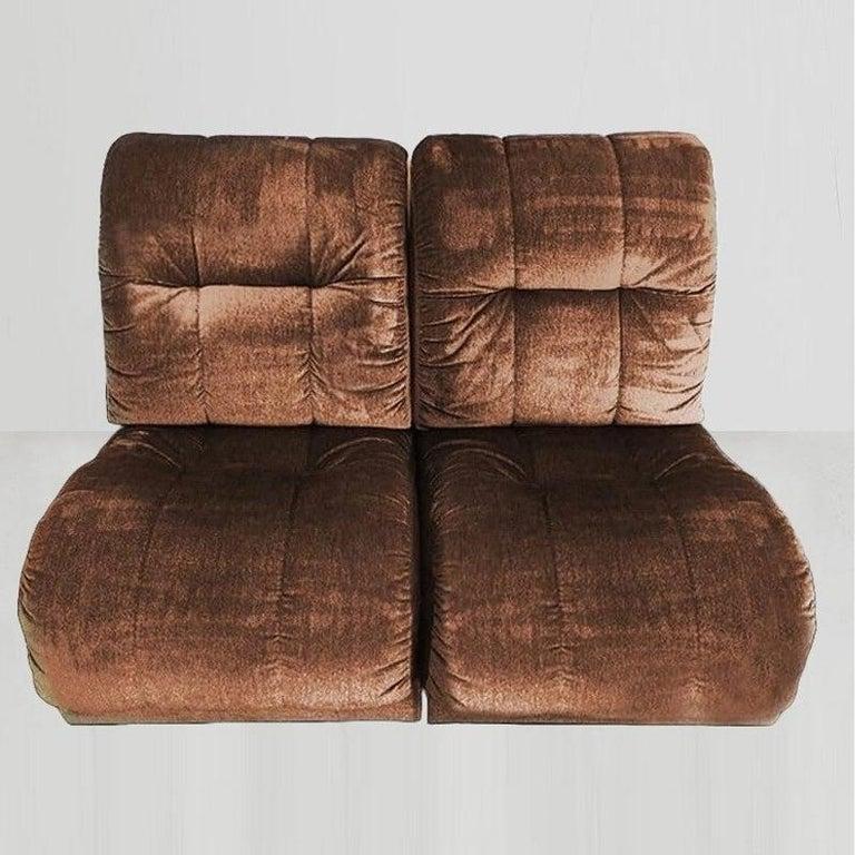 Coppia di poltrone anni '70 di Guido Faleschini per Mariani, Pace Collection In condizioni ottime in vendita a Milano, IT