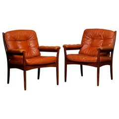 paire de fauteuils des années 1970 en cuir cognac robuste par Göte Möbel Sweden:: Carmen
