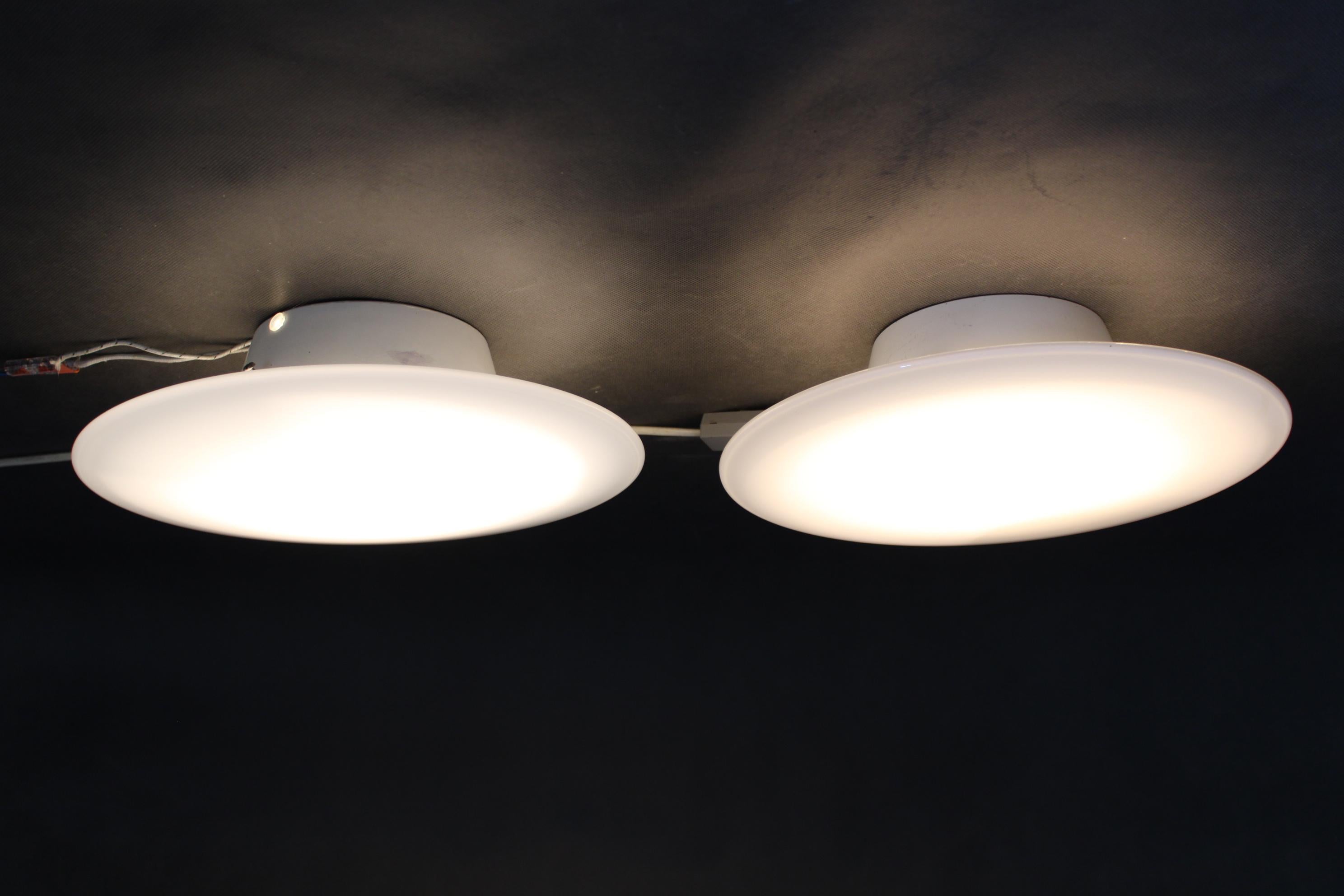 Wand- oder Deckenleuchte „Eklipta“ von Arne Jacobsen für Louis Poulsen, 1970er Jahre, Paar im Angebot 5