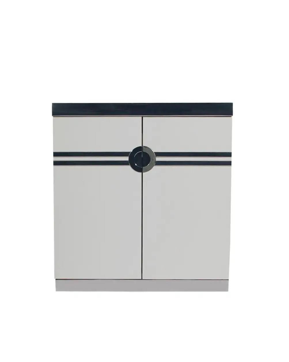 1970s Pair of Art Deco Nightstands by Pierre Cardin for Dillingham In Good Condition For Sale In San Gabriel, CA