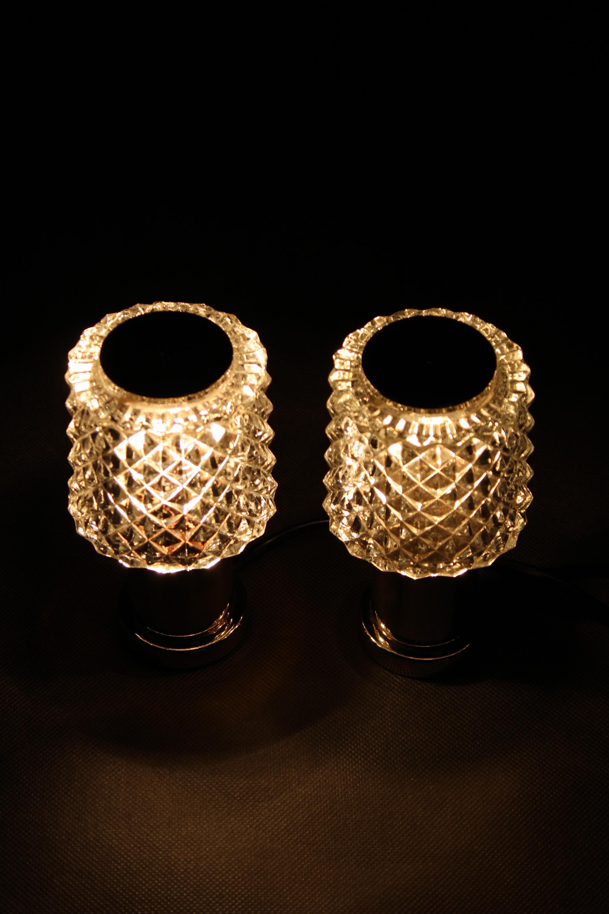 Pareja de lámparas de cristal de mesilla de noche de los años 70, Kamenicky Senov, Checoslovaquia en venta 7