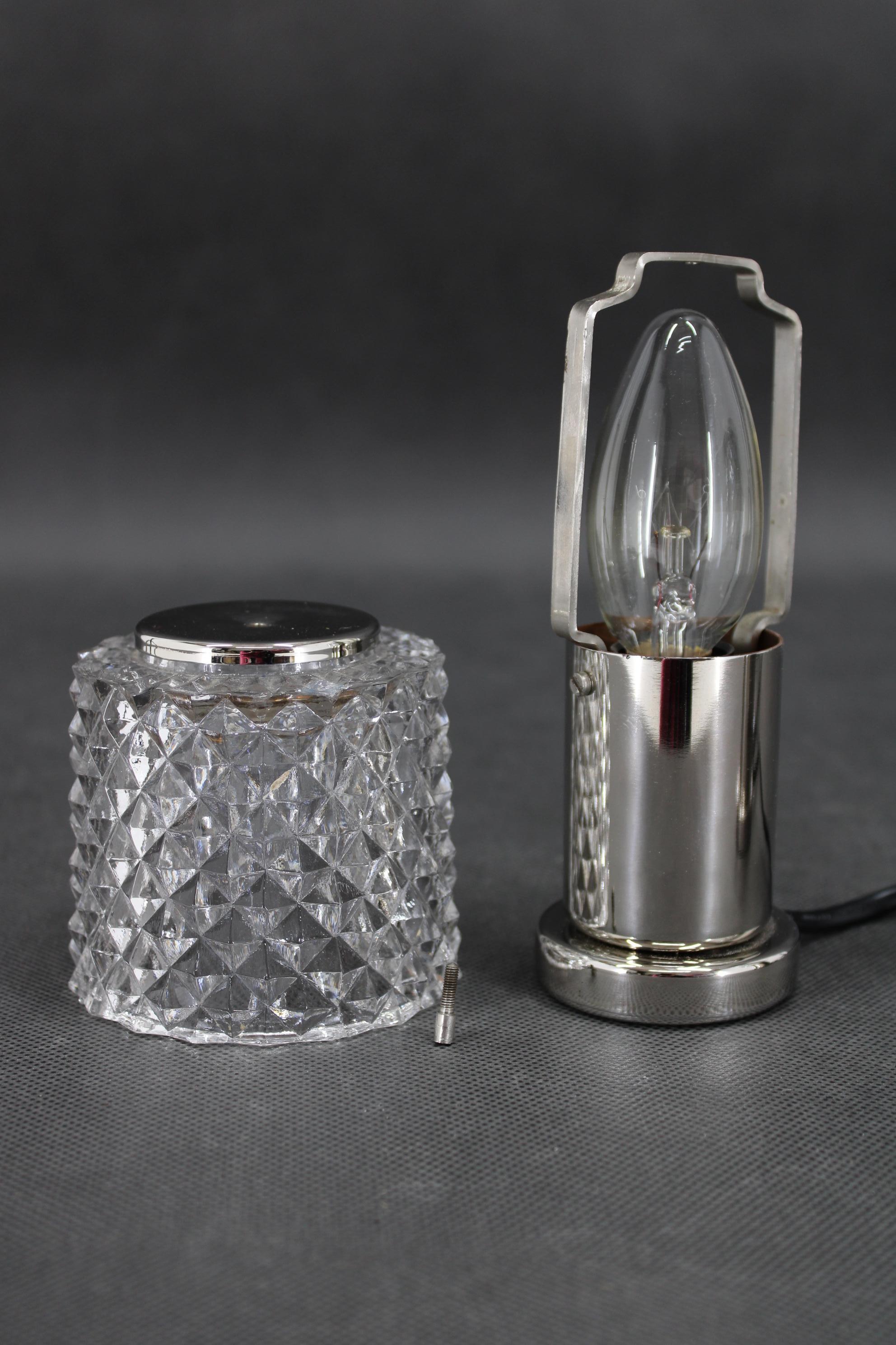 Pareja de lámparas de cristal de mesilla de noche de los años 70, Kamenicky Senov, Checoslovaquia finales del siglo XX en venta
