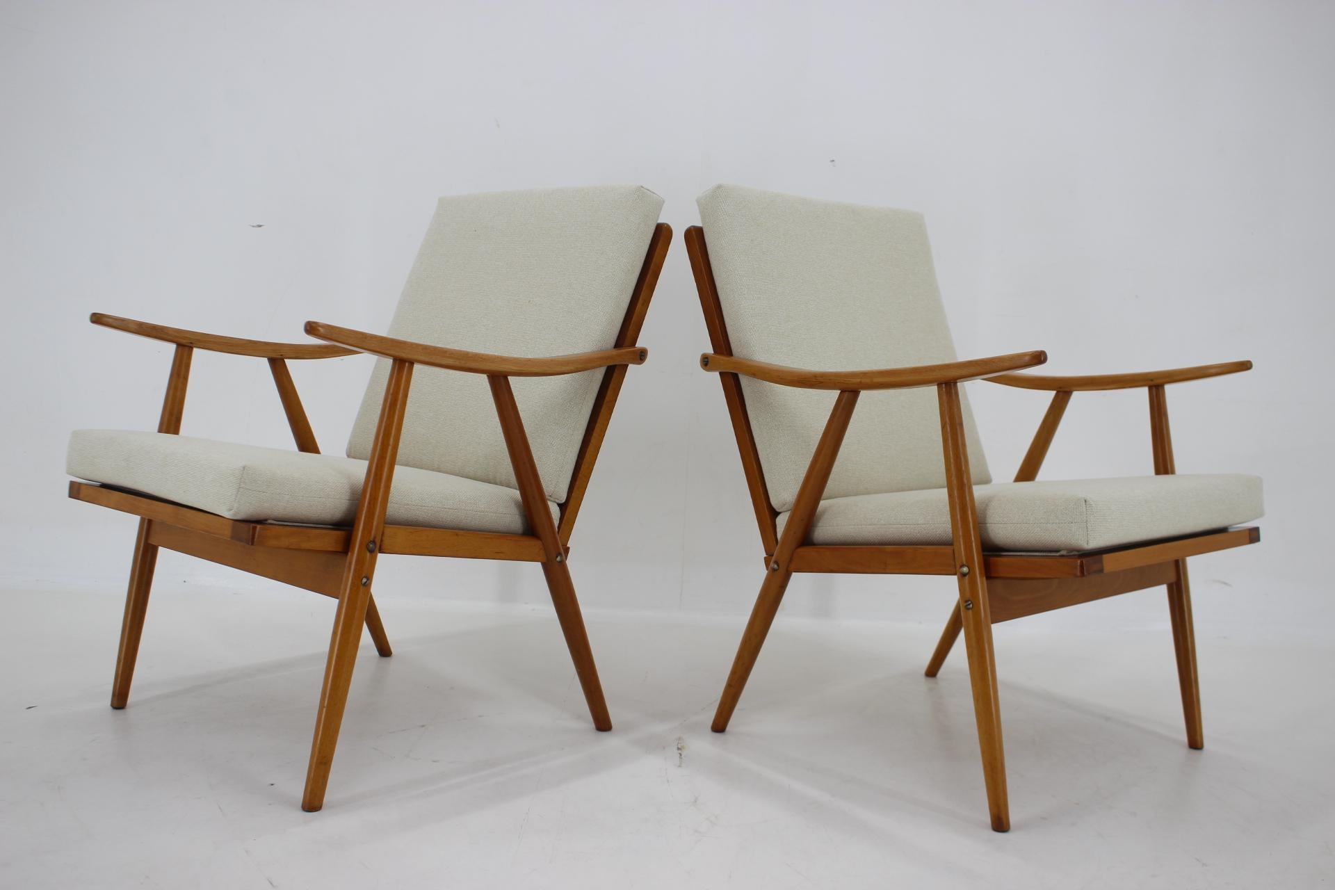Paar Sessel aus Buchenholz, Tschechoslowakei, 1970er Jahre im Angebot 3