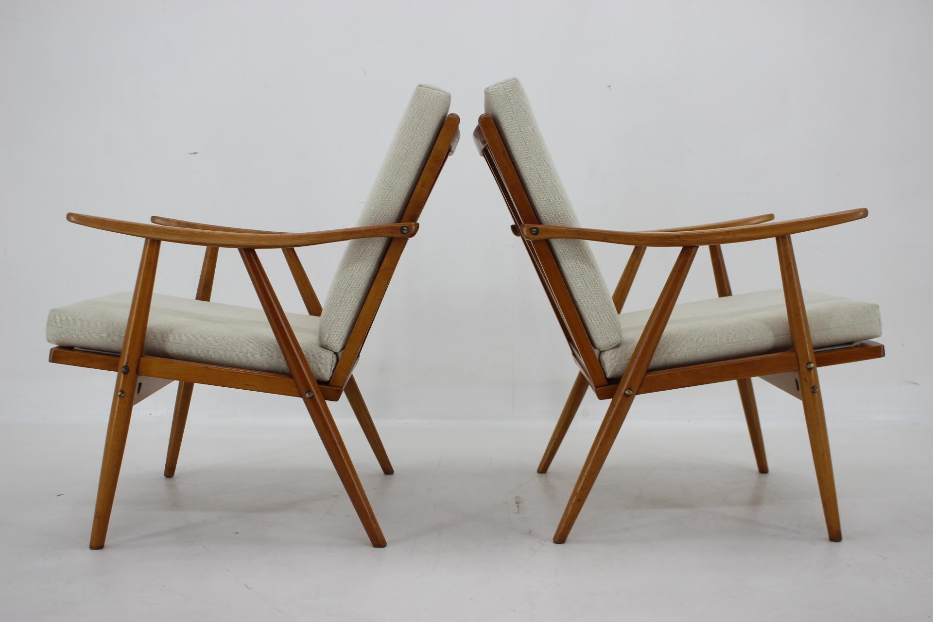 Paar Sessel aus Buchenholz, Tschechoslowakei, 1970er Jahre im Angebot 2