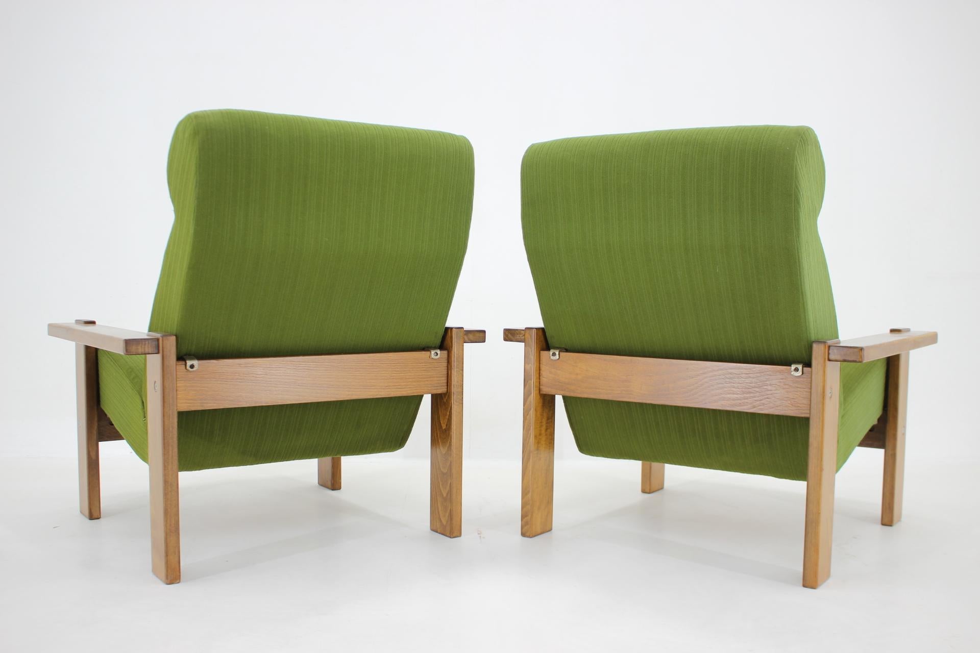 1970s Pair of Beech Armchairs, Czechoslovakia For Sale 3